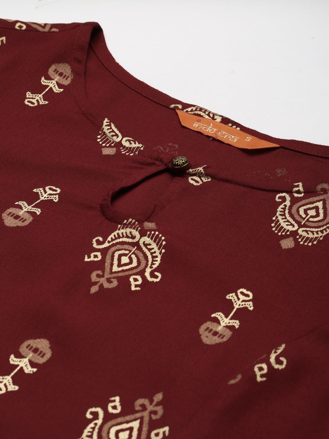 Dhiyona IE Women Maroon & Beige Foil Print Keyhole Neck A-Line Kurta