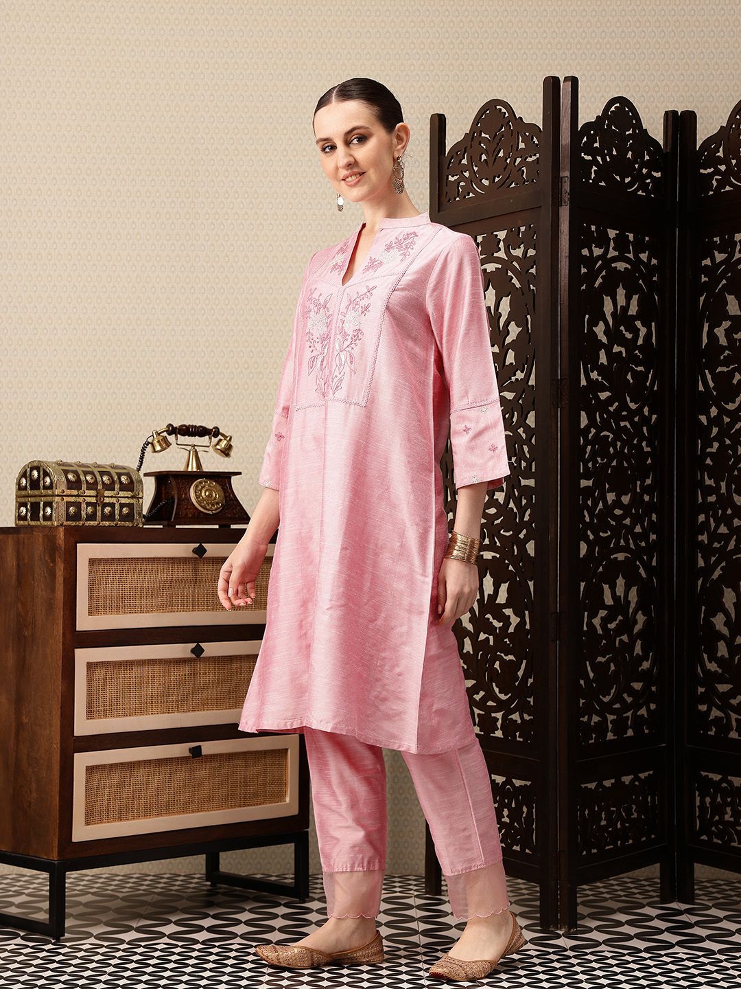 Dhiyona PD Women Floral Yoke Design Thread Work Jashn Kurta with Trousers & Dupatta