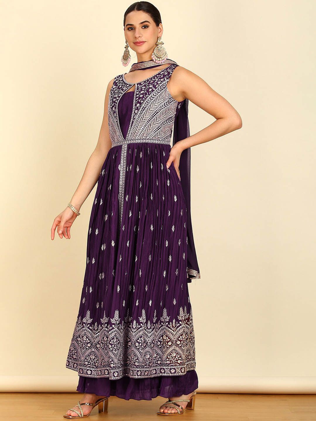 Dhiyona SO Women's Alina Cut Round Neck Ethnic Motifs Embroidered Pleated Beads and Stones Kurta Set