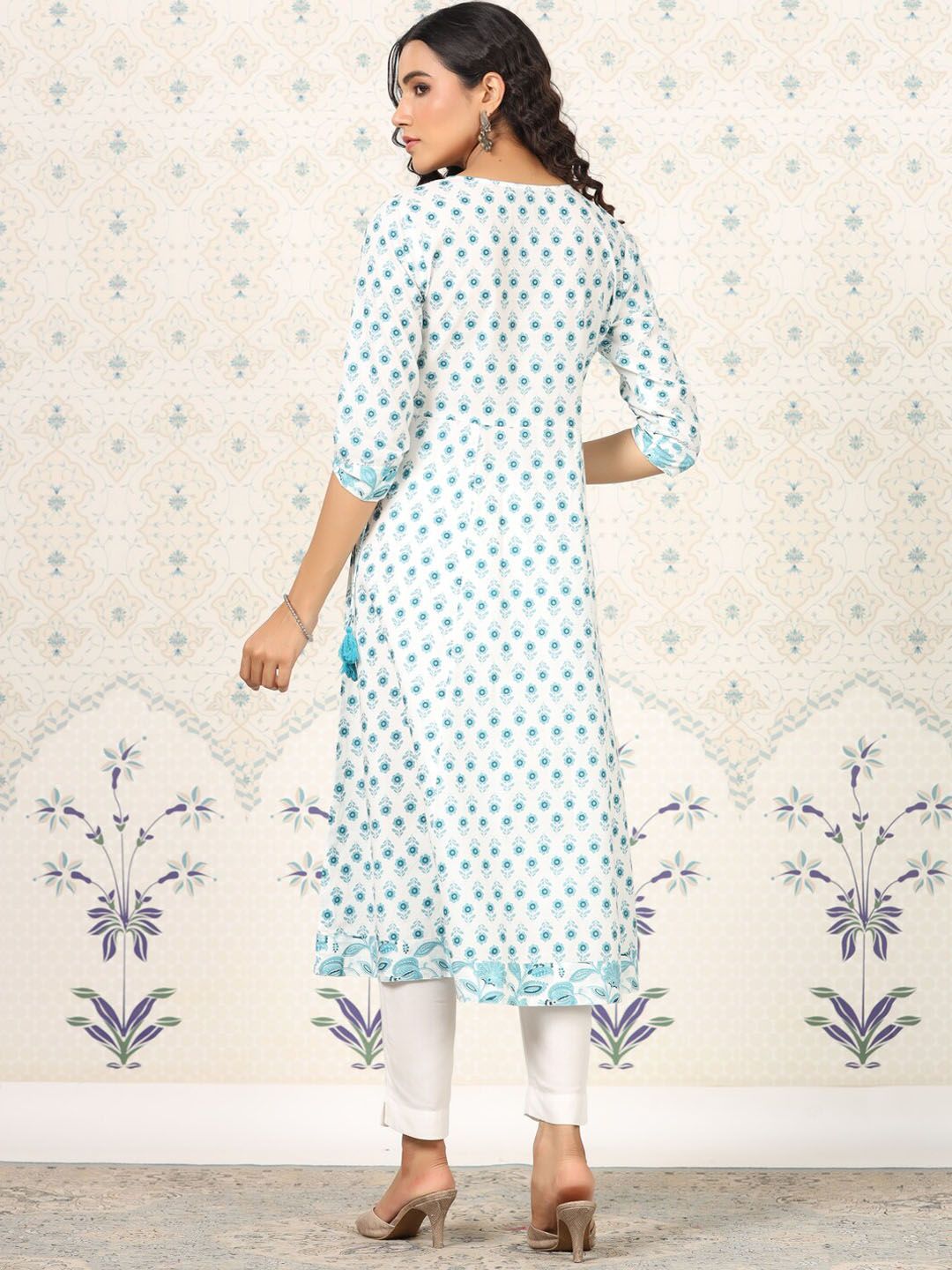 Dhiyona OD Floral Printed Gotta Patti Pure Cotton A-Line Kurta