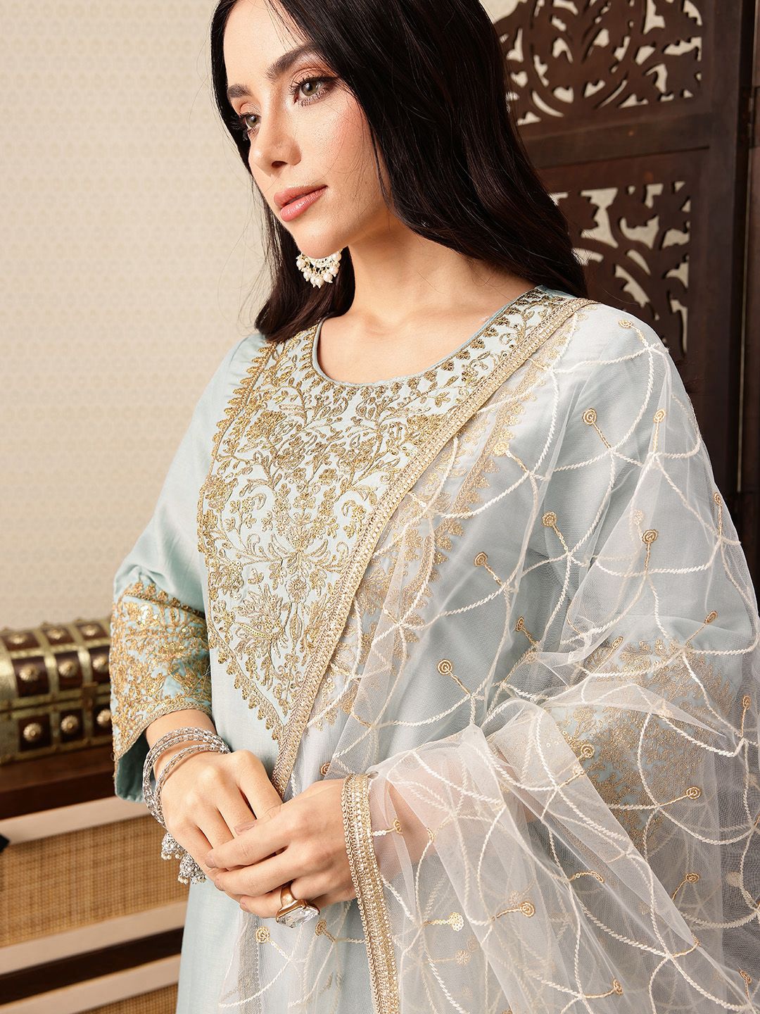 Dhiyona PD Women Floral Yoke Design Sequinned Jashn Kurta with Trousers & With Dupatta