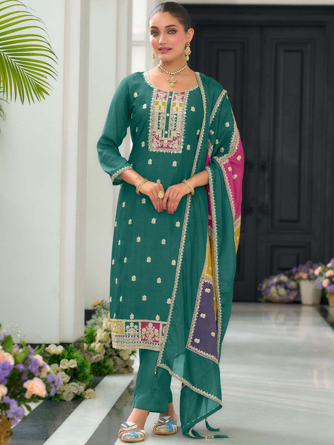 Dhiyona IE Women Ethnic Motifs Embroidered Regular Mirror Work Kurta with Trousers & With Dupatta