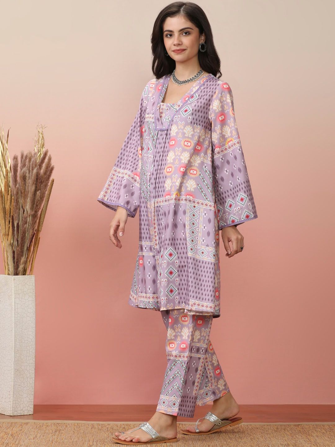 Dhiyona VA Women'sEthnic Motifs Printed Kurta With Trouser
