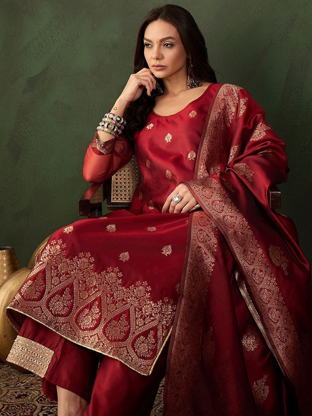 Dhiyona SN Women's Woven Design Kurta & Palazzo With Dupatta