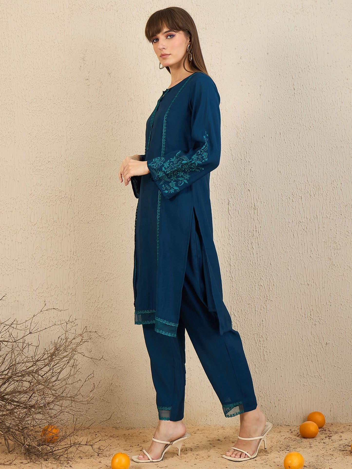 Dhiyona IE Ethnic Motifs Embroidered Flared Sleeves Notch Neck Straight Kurta with Trousers