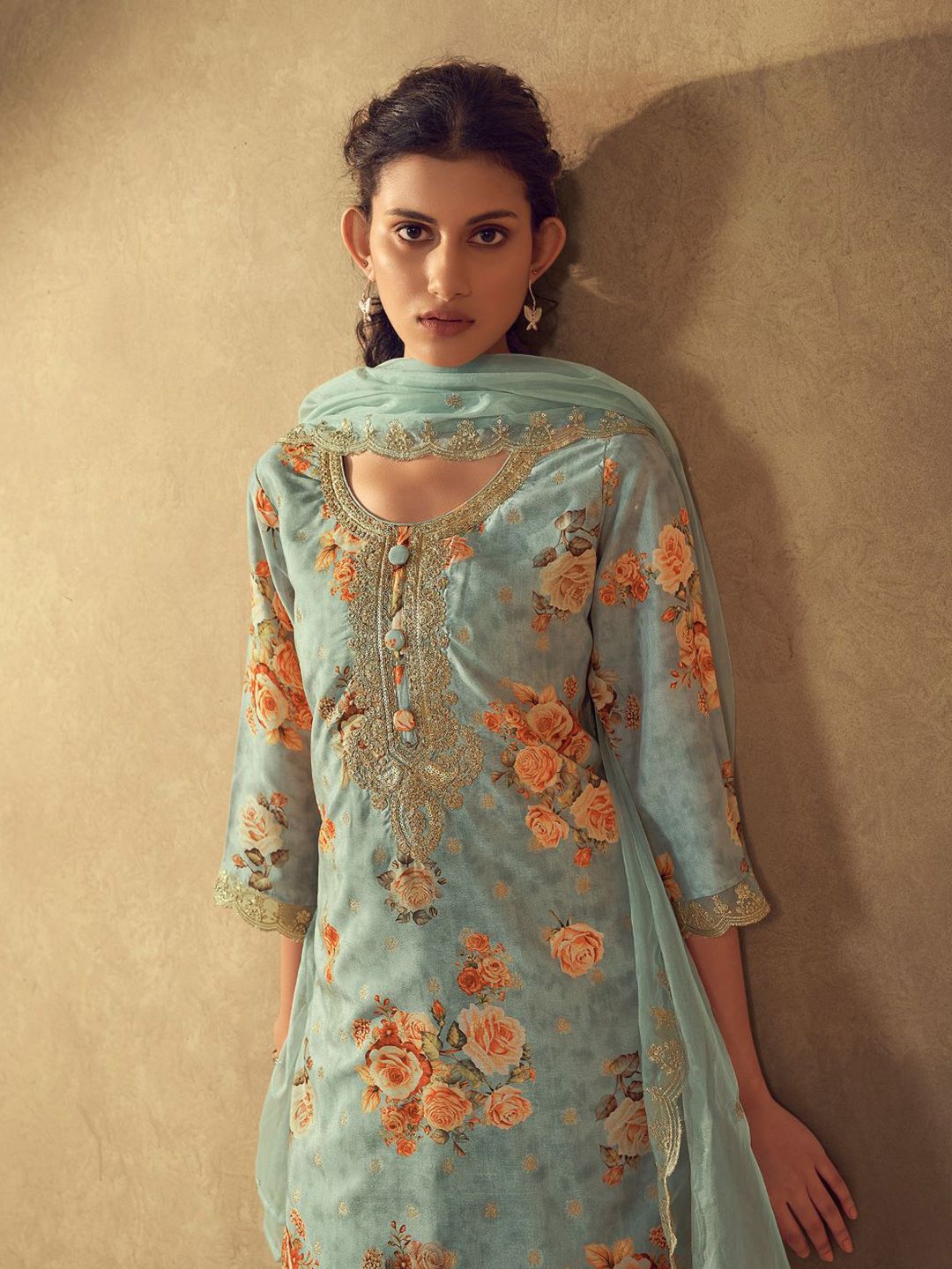 Dhiyona VA Women'sSea Green Floral Printed Round Neck Kurta with Trousers & Dupatta