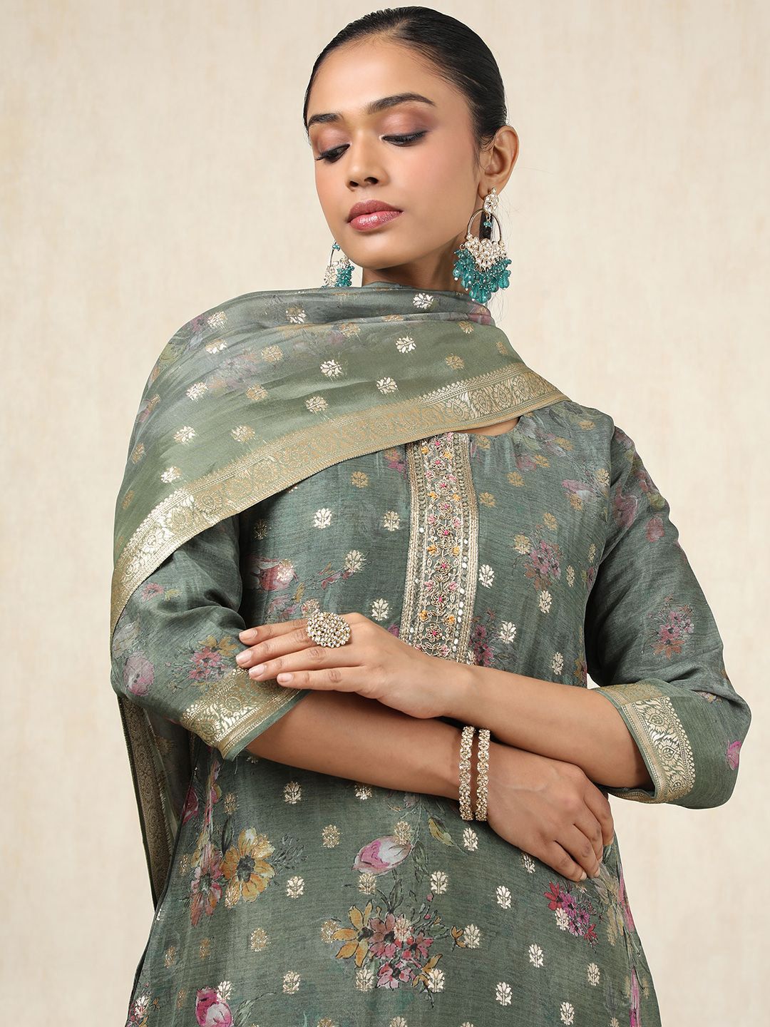 Dhiyona SO Women's Floral Printed Mirror Work Straight Kurta With Trousers & Dupatta