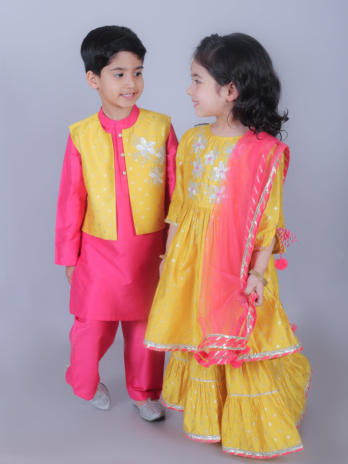 Zarqa Boys Pink Kurta with Pant and Jacket set