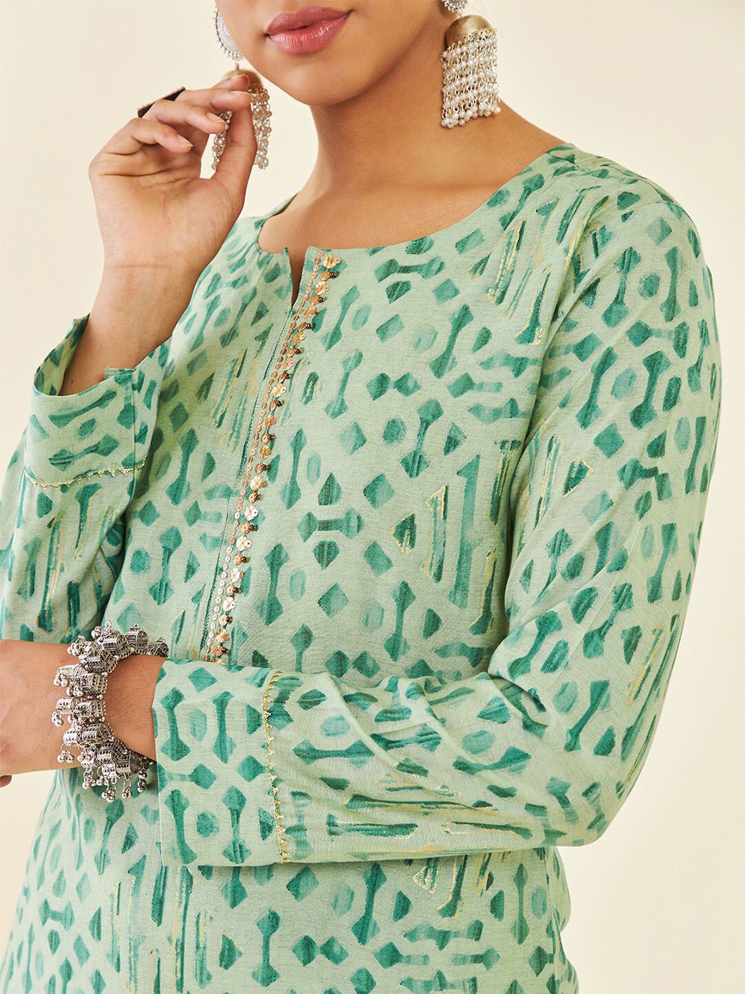 Dhiyona SO Women's Printed Sequinned Straight Kurta With Palazzos