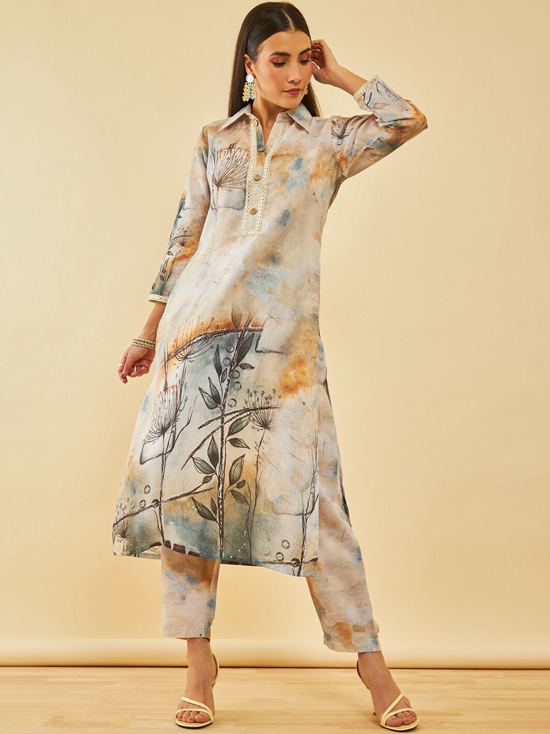 Dhiyona SO Women's Floral Printed Regular Mirror Work Kurta with Trousers