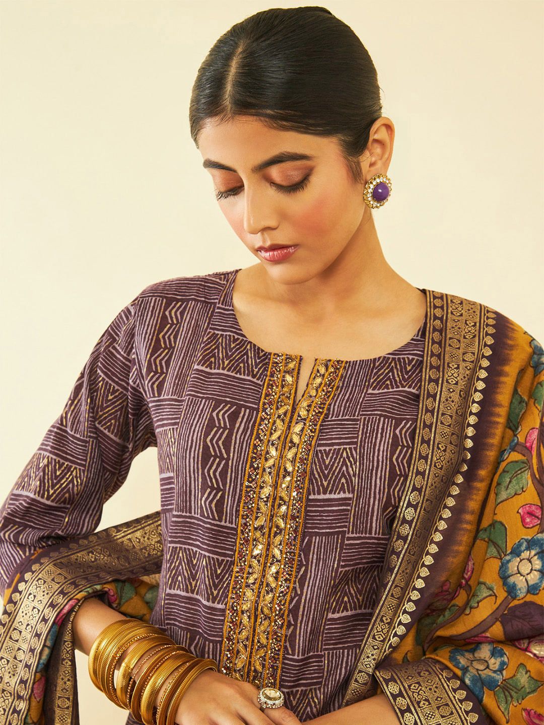 Dhiyona SO Women's Purple Geometric Printed Straight Kurta & Palazzos With Dupatta