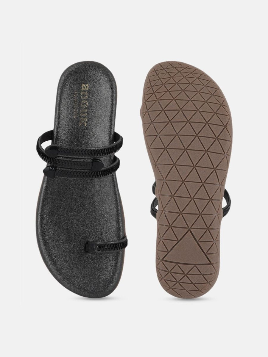 Dhiyona AK Black One Toe Flats
