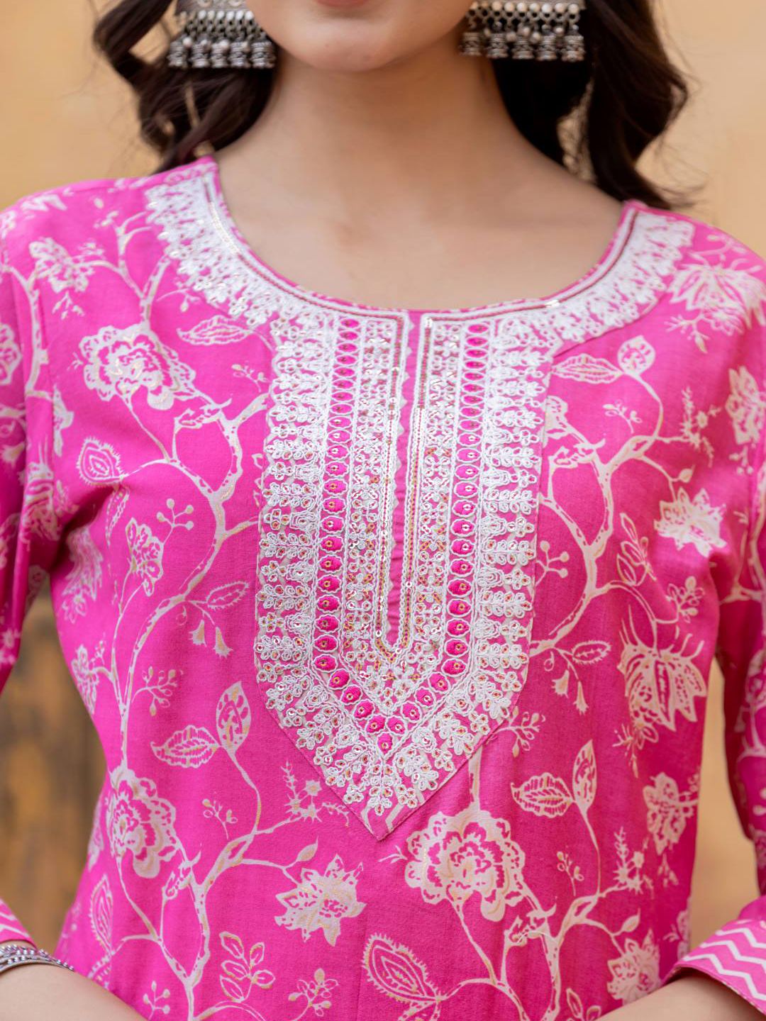 Dhiyona VA Women'sFloral Printed Regular Thread Work Kurta with Trouser & Dupatta