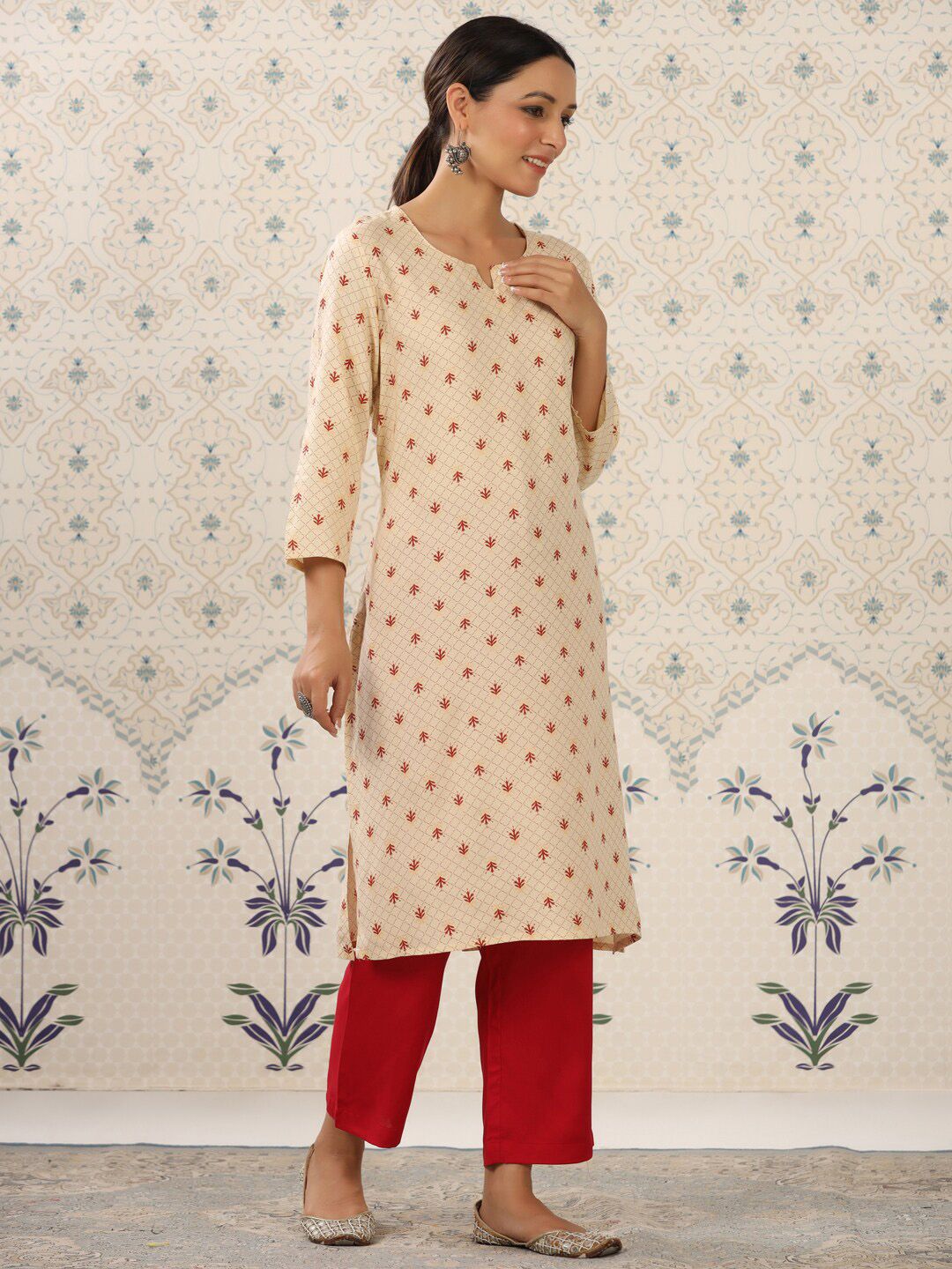 Dhiyona OD Cream-Coloured & Red Printed Notched Neck Kurta With Palazzos