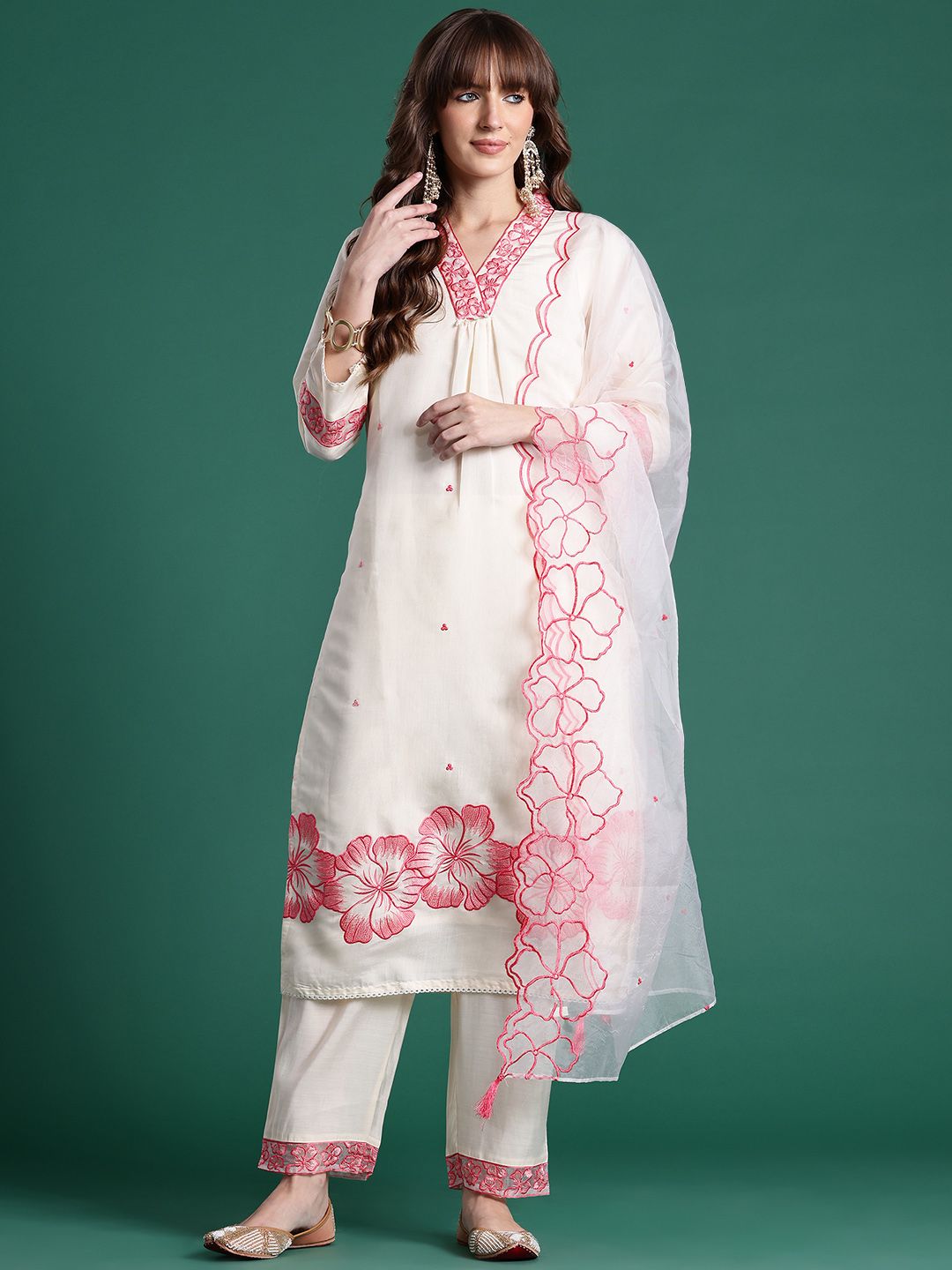 Floral Embroidered Pleated Thread Work Kurta with Trousers & With Dupatta