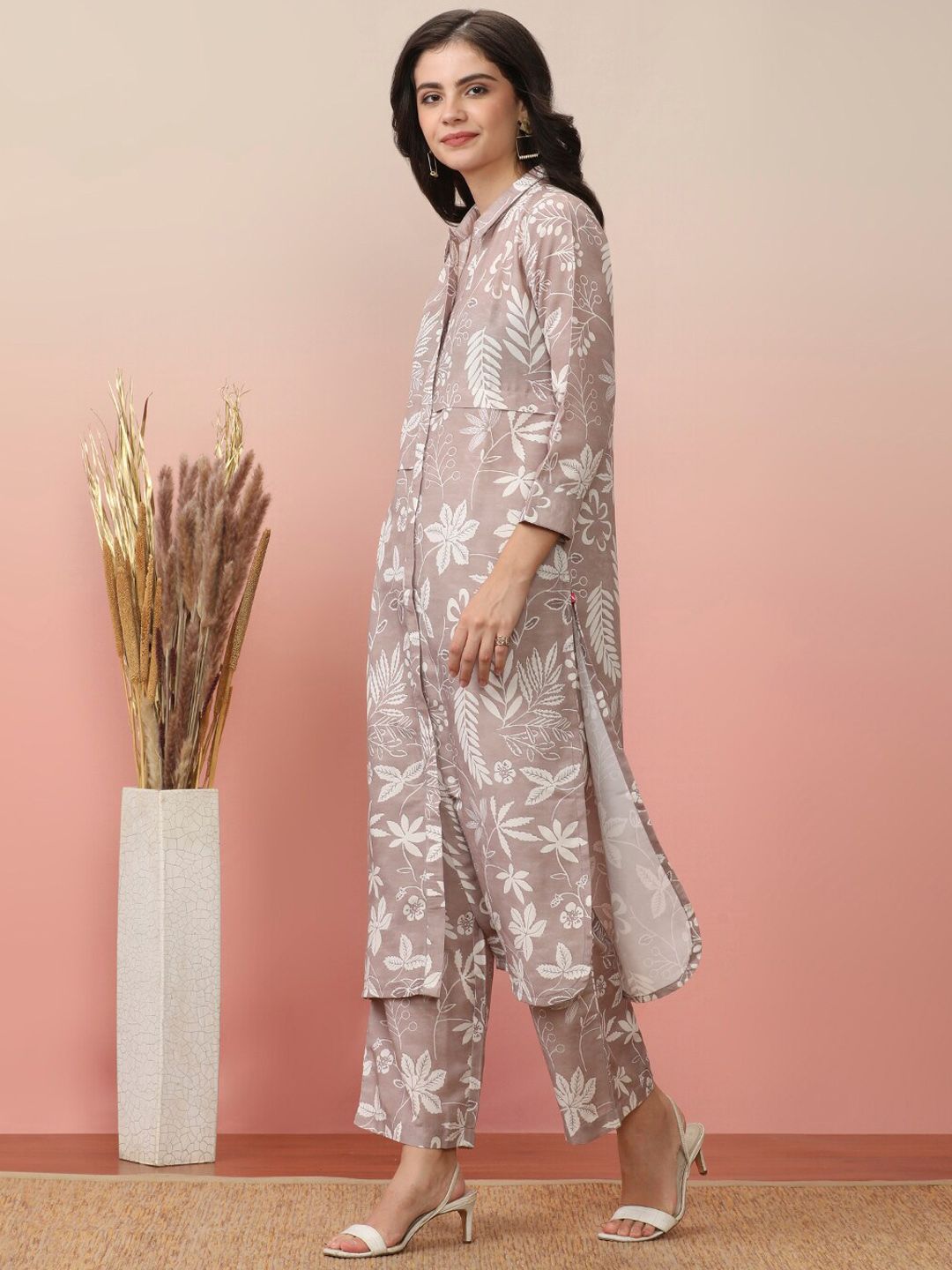 Dhiyona VA Women'sFloral Printed Kurta with Trousers