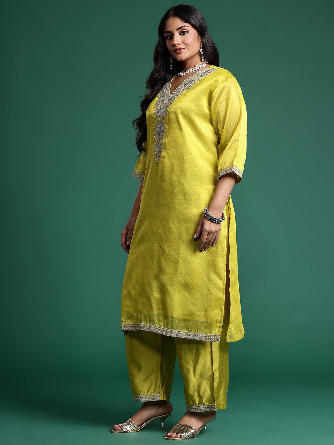 Dhiyona IE Embroidered Kurta with Trousers & Dupatta