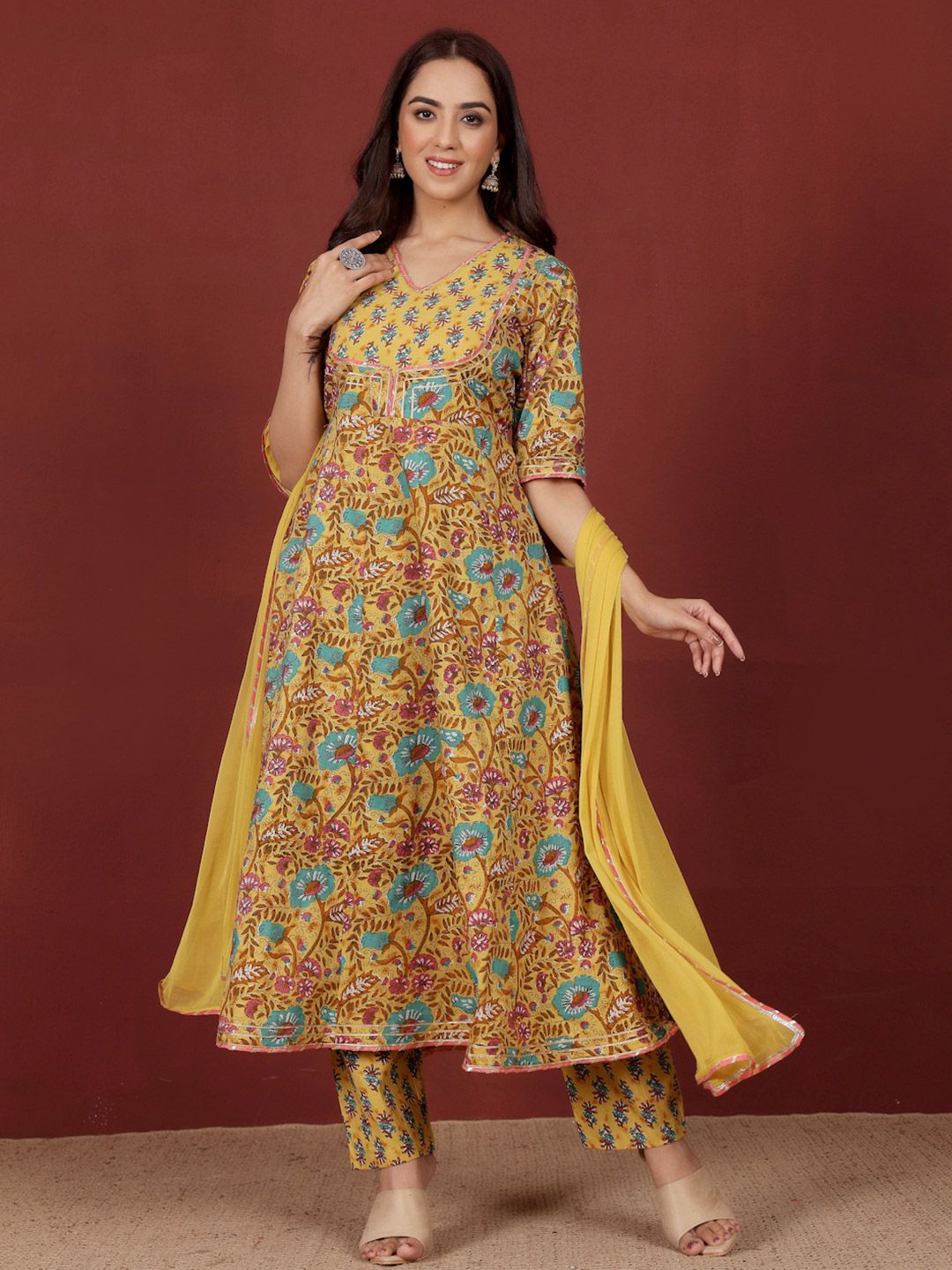 Dhiyona VA Women's Floral Printed Regular Gotta Patti Pure Cotton Kurta, Trousers with Dupatta