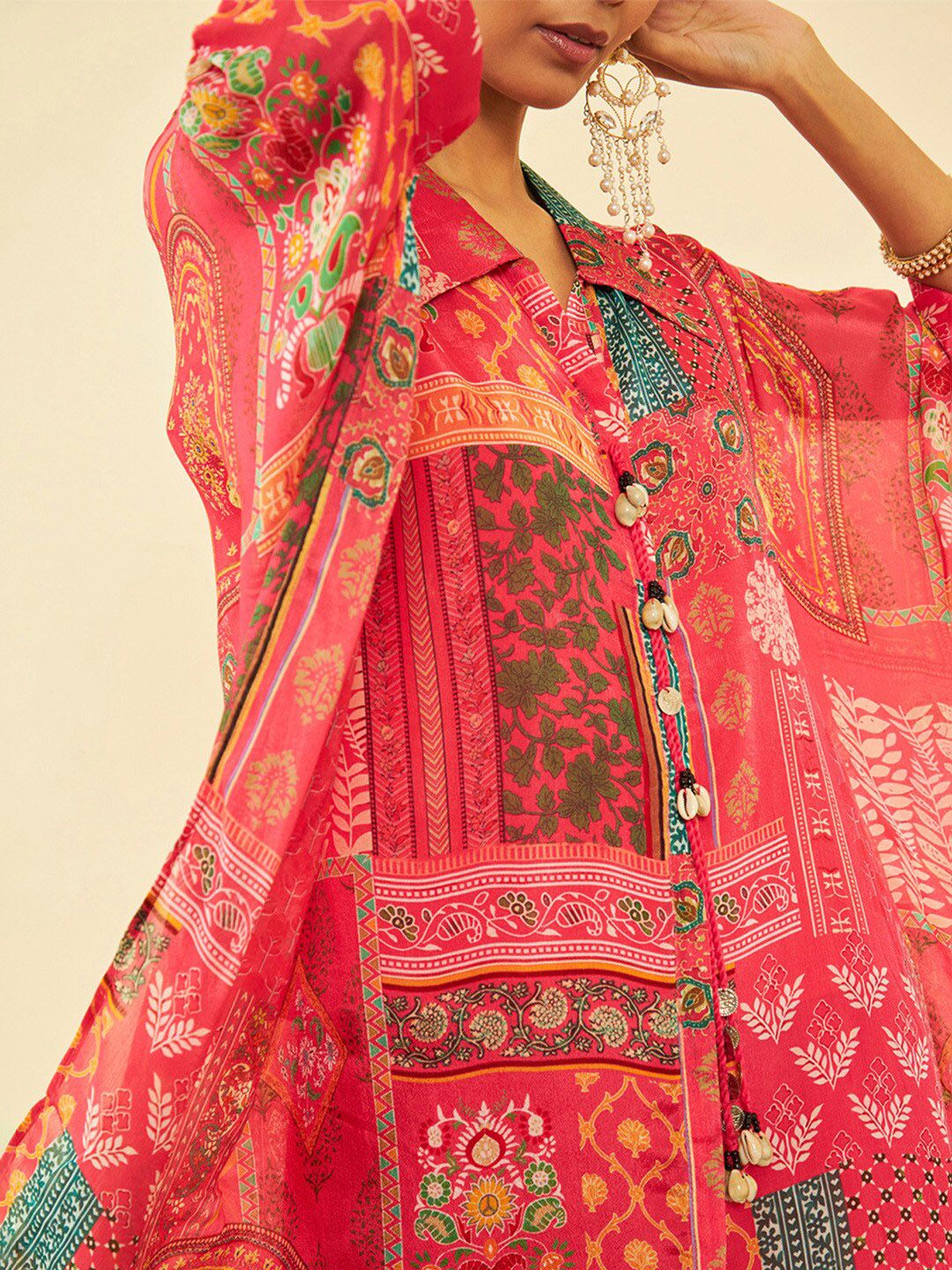 Dhiyona SO Women's Peach Coloured Floral Printed Kaftan Kurta With Inner & Trouser