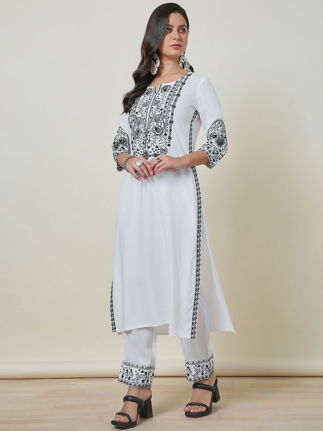 Dhiyona SO Women's Rayon Embroidered Kurta Set With Faux Mirror
