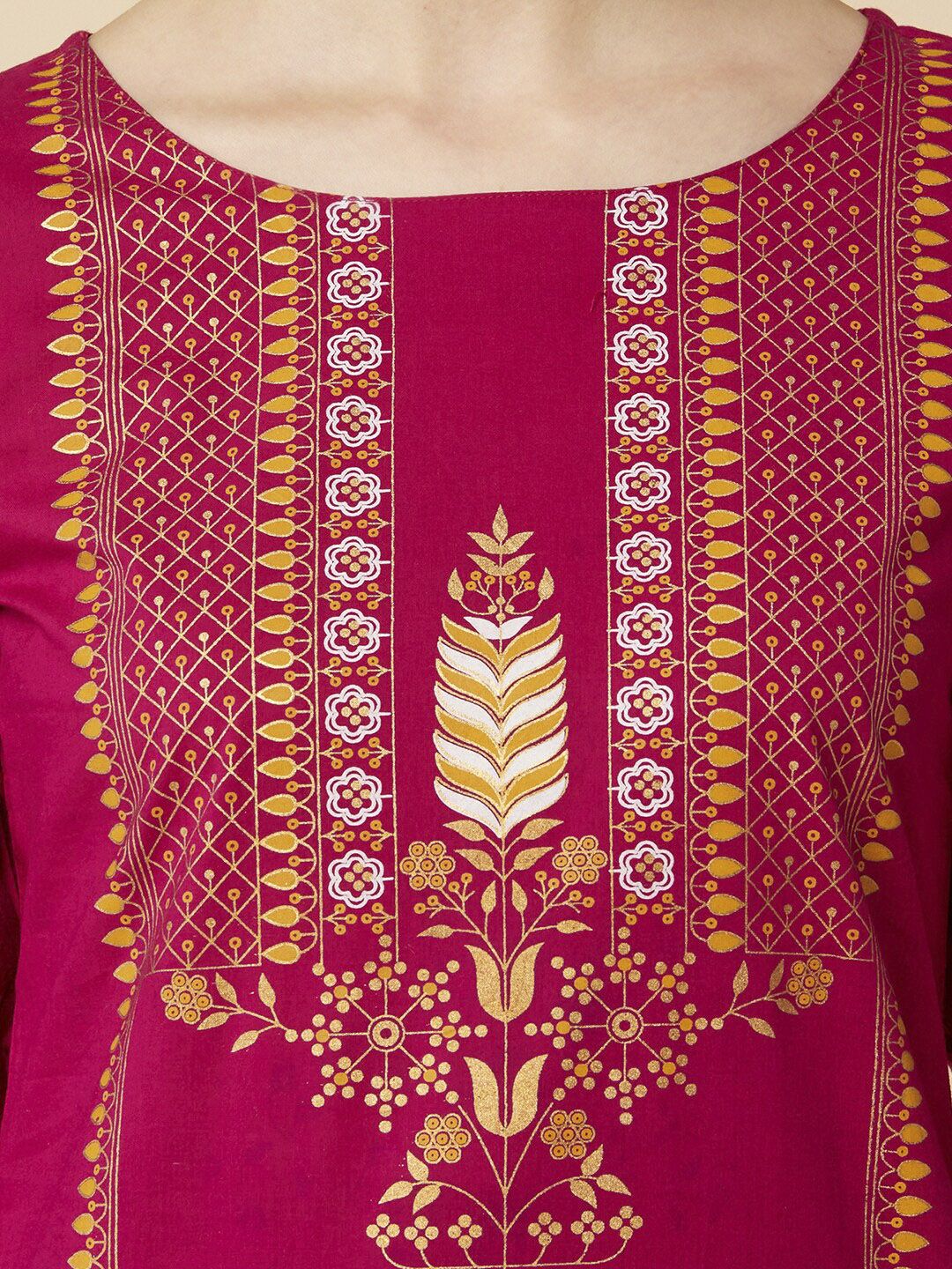 Dhiyona VA Women's Magenta Ethnic Motifs Printed Panelled Kurta with Palazzos