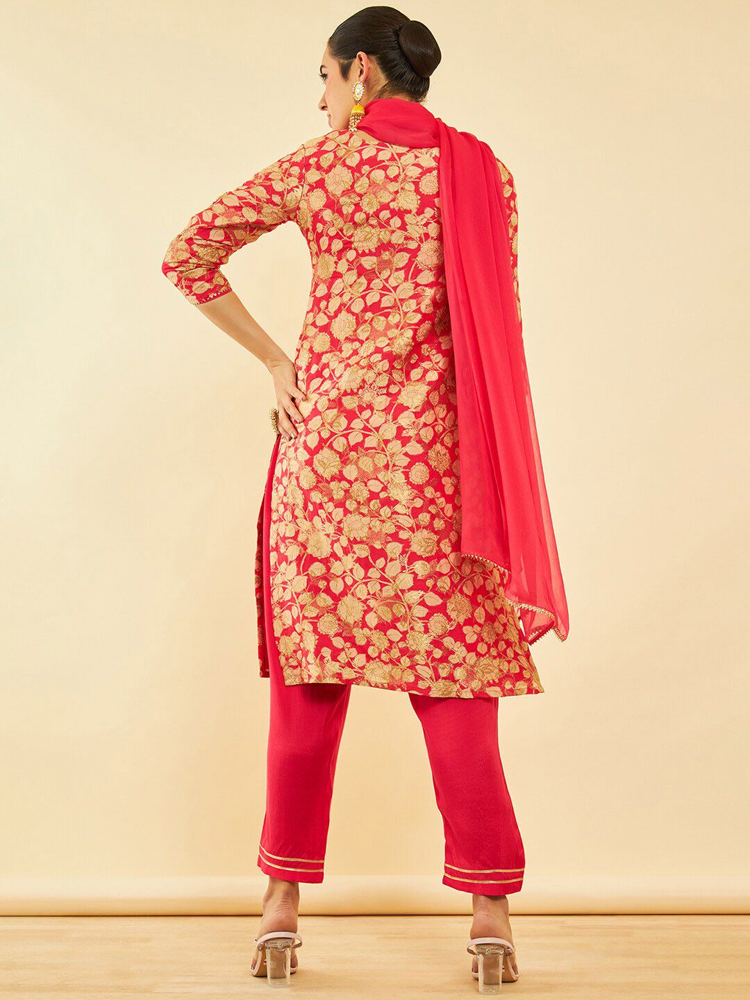 Dhiyona SO Women's Floral Printed Regular Mirror Work Kurta with Trousers & Dupatta