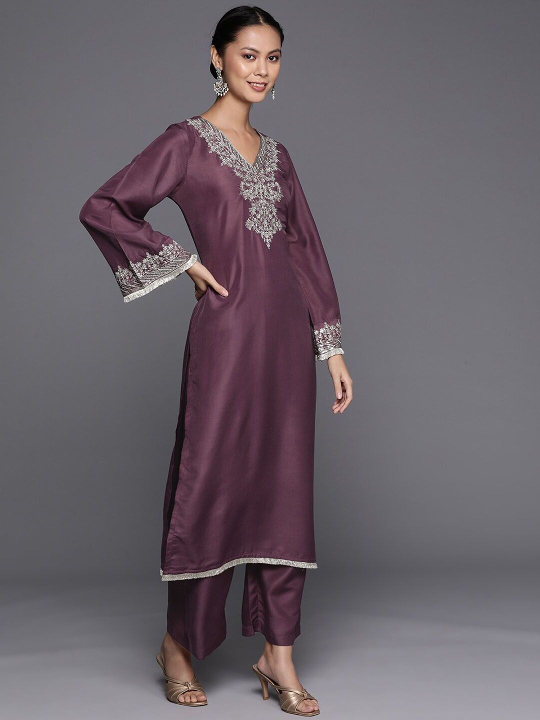 Dhiyona VA Women'sFloral Yoke Design Regular Thread Work Kurta with Palazzos & With Dupatta