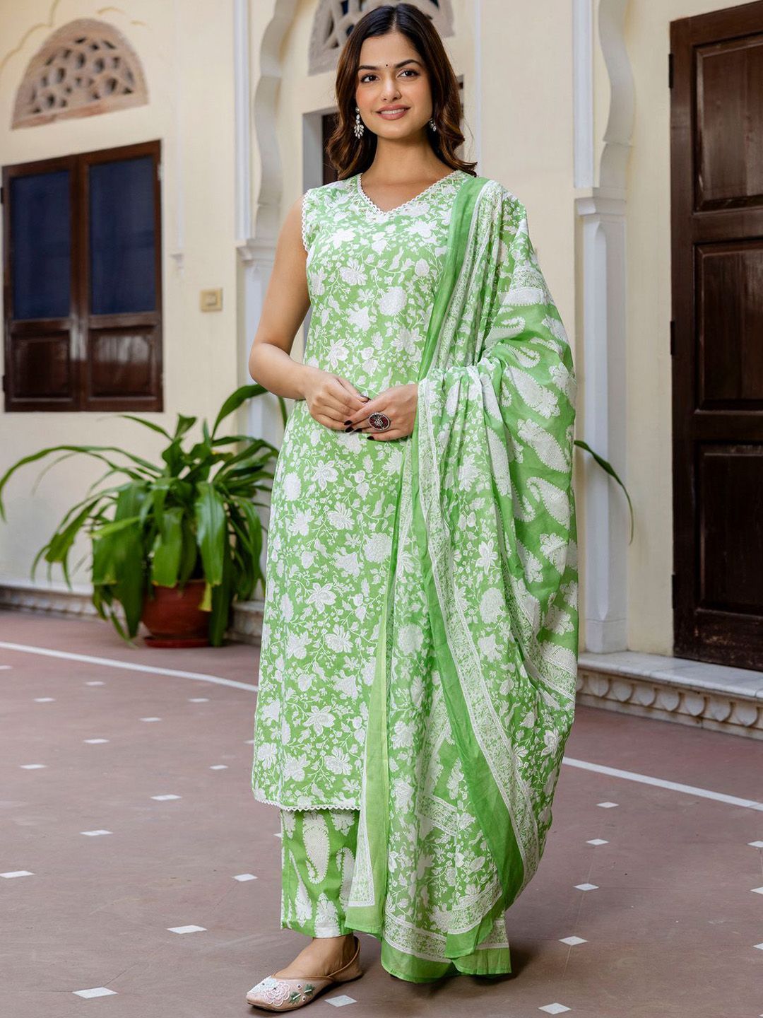 Dhiyona IE Floral Printed Pure Cotton Kurta With Trousers & Dupatta