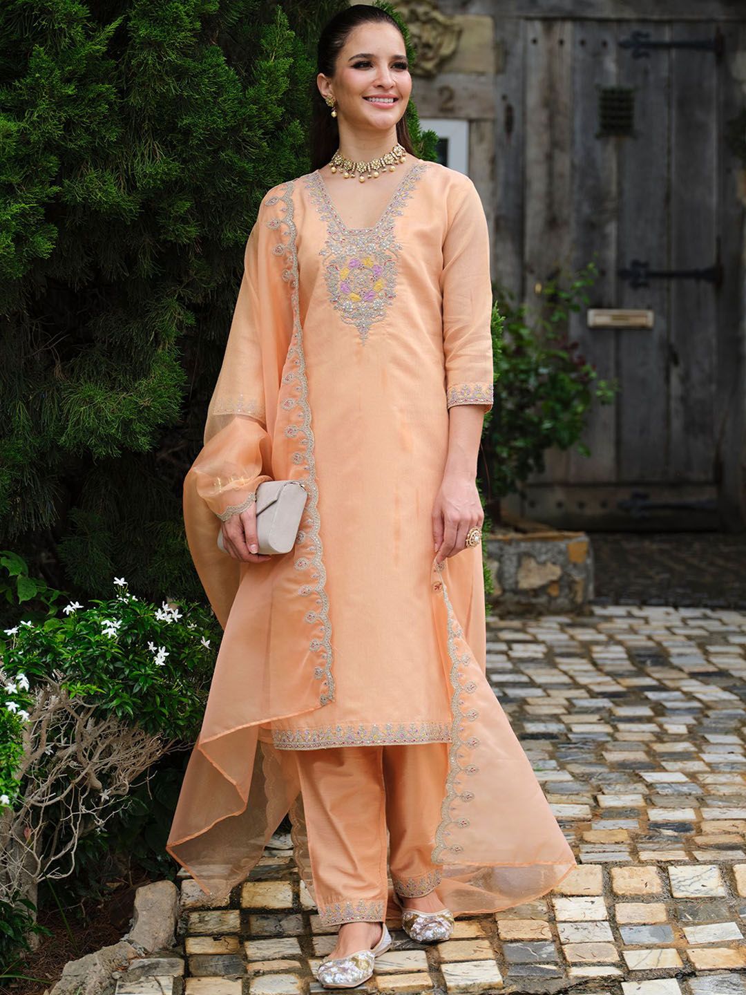 Dhiyona IE Women Embroidered Straight Kurta Trousers With Dupatta set