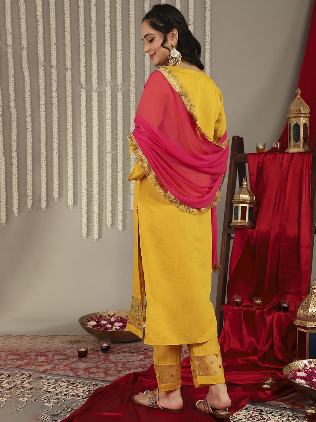 Dhiyona VA Women's Floral Yoke Design Kurta with Trousers & Dupatta