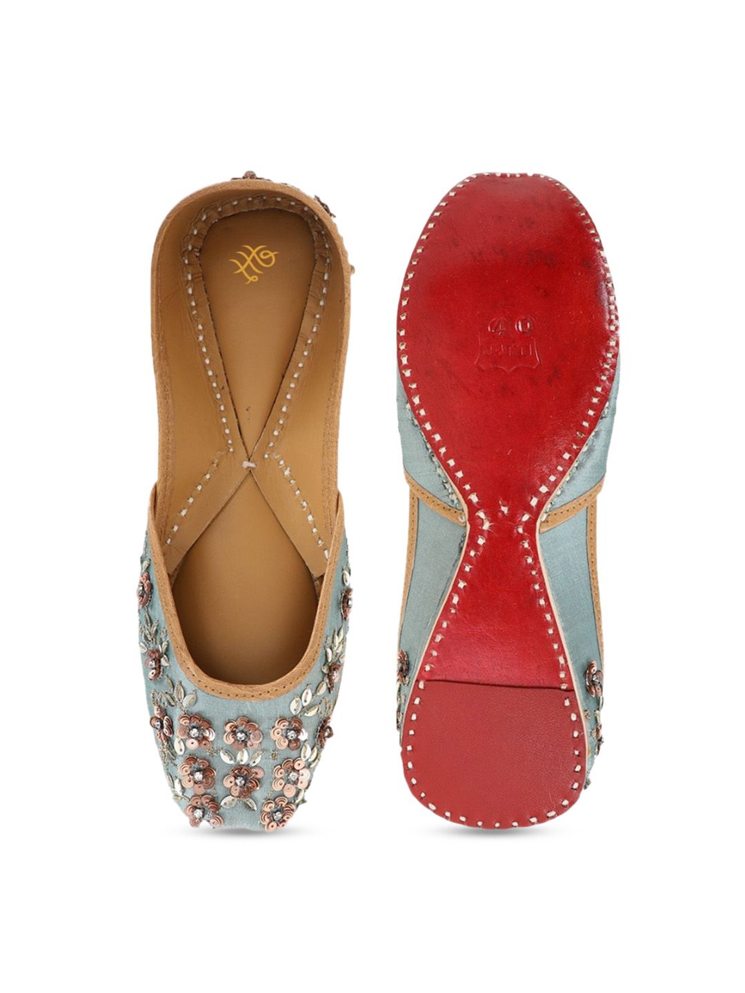 Dhiyona HOP Women Embroidered Mojaris