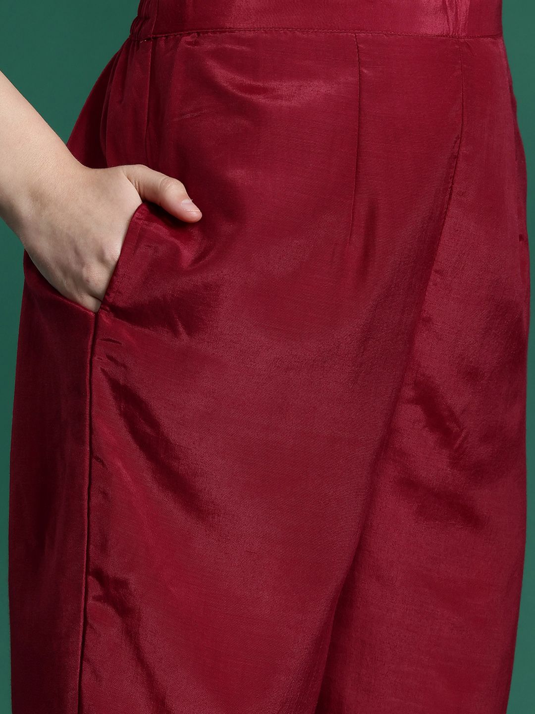 Dhiyona IE Women Ethnic Motifs Embroidered Regular Sequinned Kurta with Trousers & With Dupatta