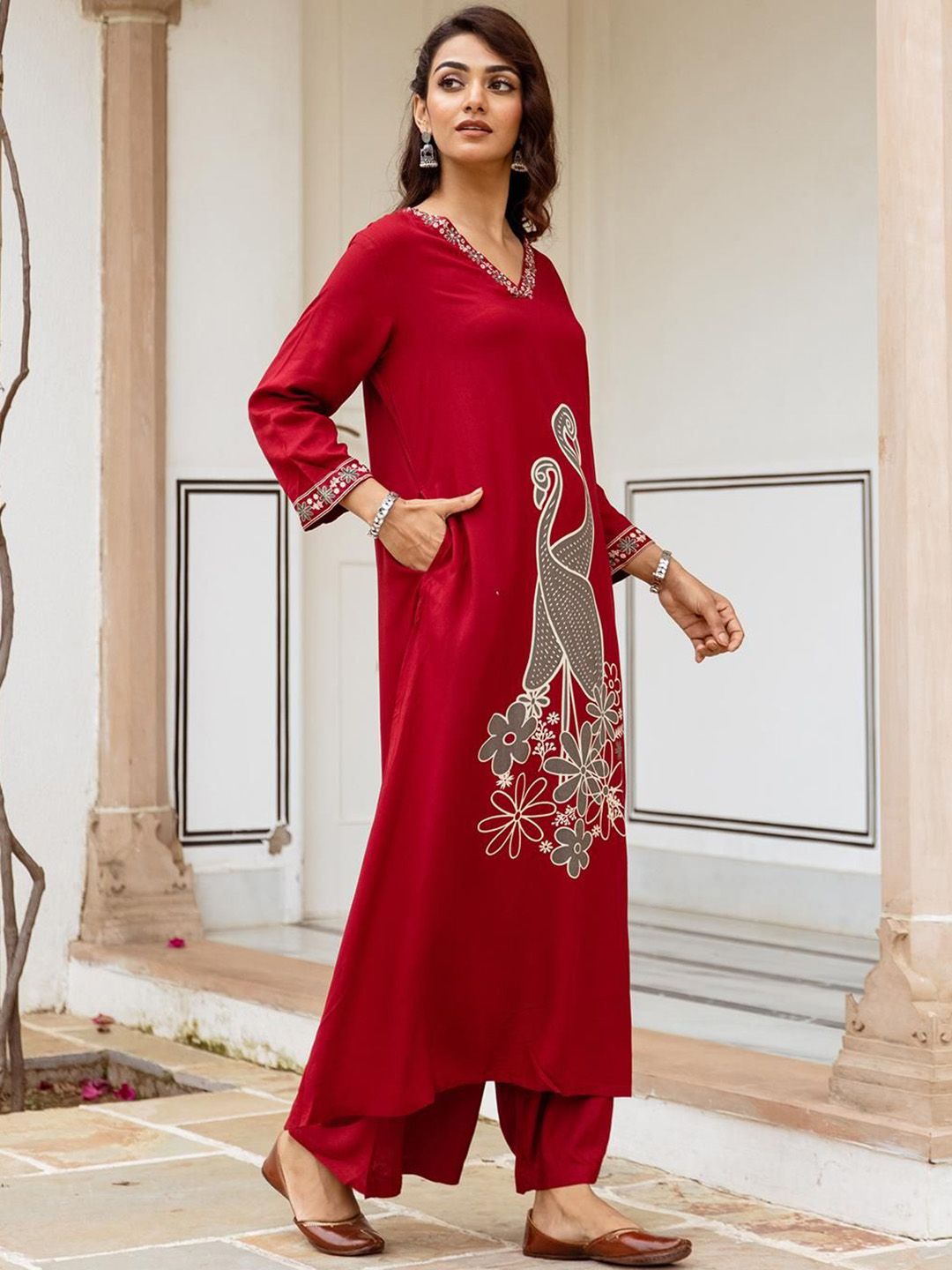 Dhiyona IS Women's Women Ethnic Motifs Printed Regular A-Line Kurta With Palazzos