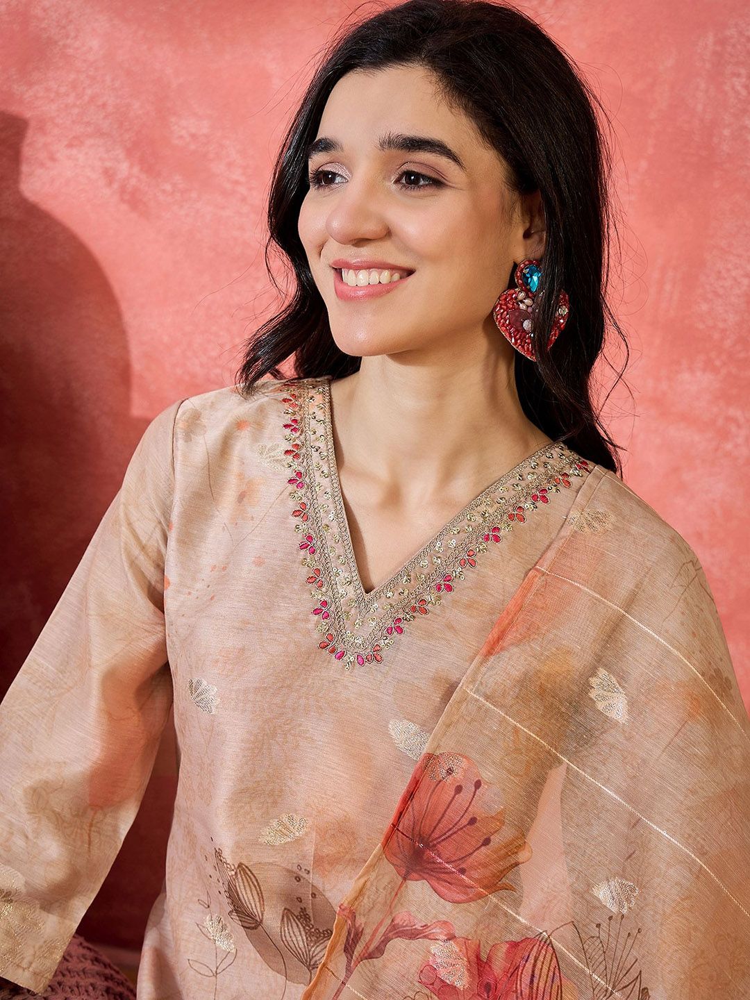 Dhiyona SN Women's Floral Printed V-Neck Jacquard Chanderi Silk Straight Kurta With Trouser & Dupatta