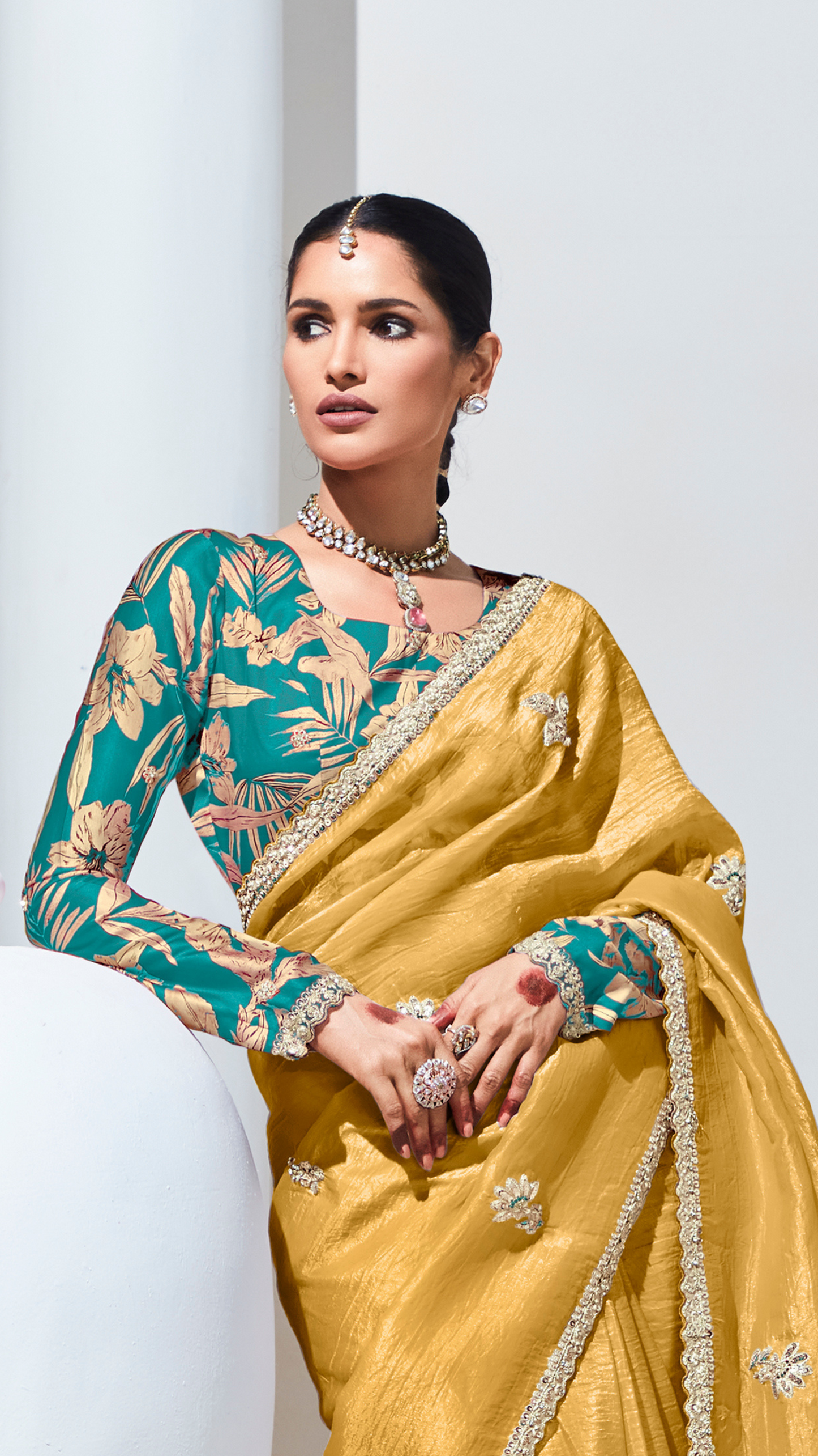 Dhiyona KM Women Yellow Pure Tissue Silk Saree With Crushed Texture & Contrast Green Blouse