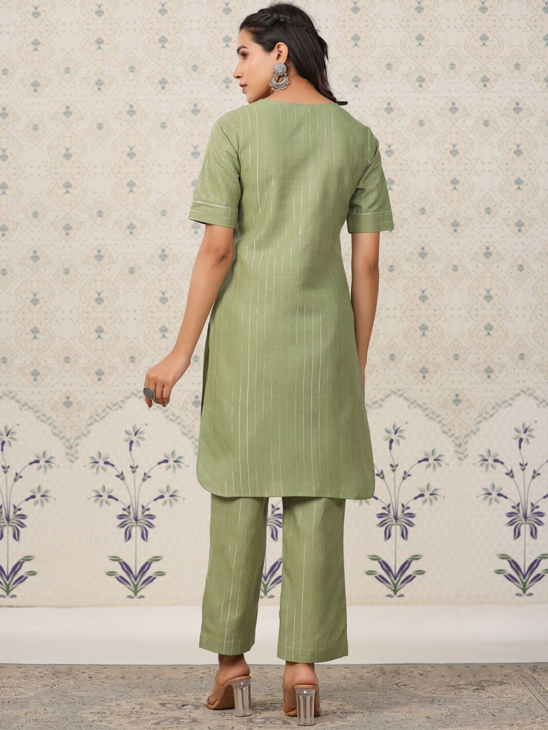 Dhiyona OD Striped Regular Gotta Patti Kurta With Trousers