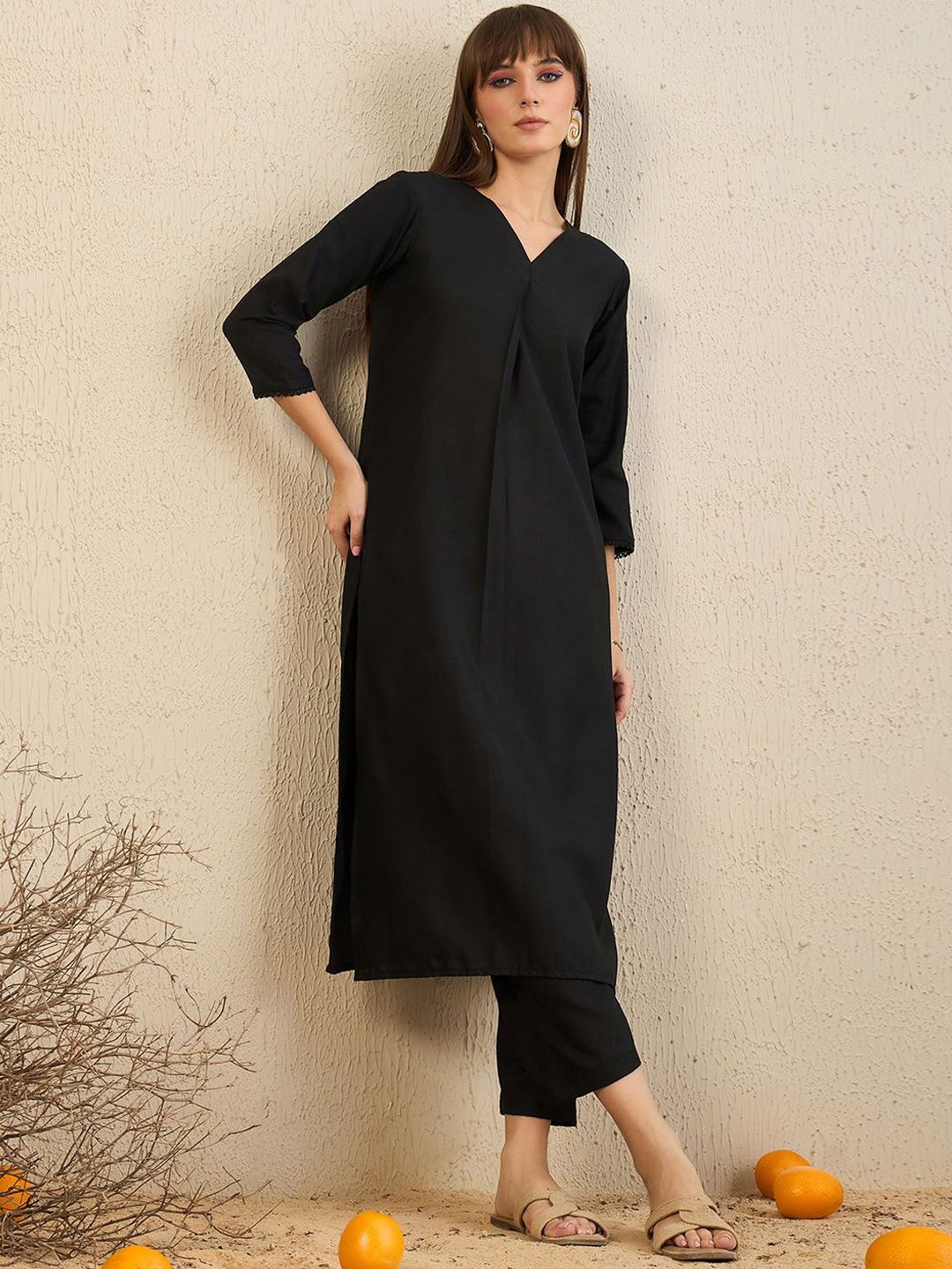 Dhiyona IE V Neck Pleated Straight Kurta With Trousers