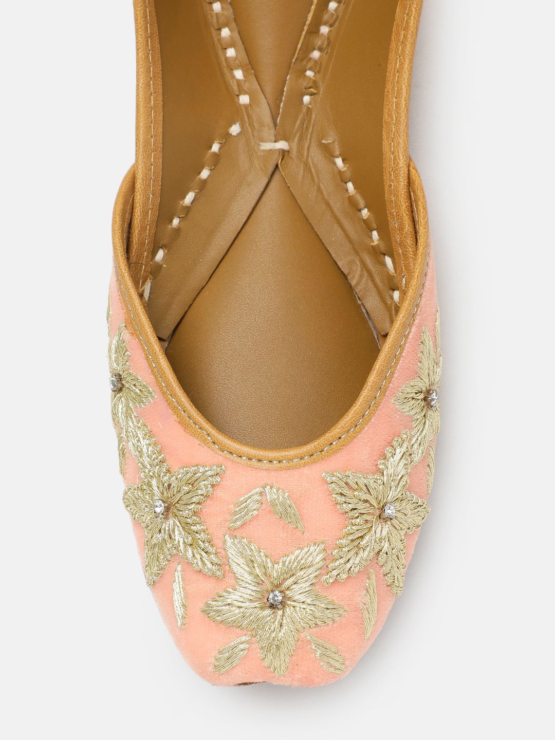 Dhiyona HOP Women Embellished Mojaris