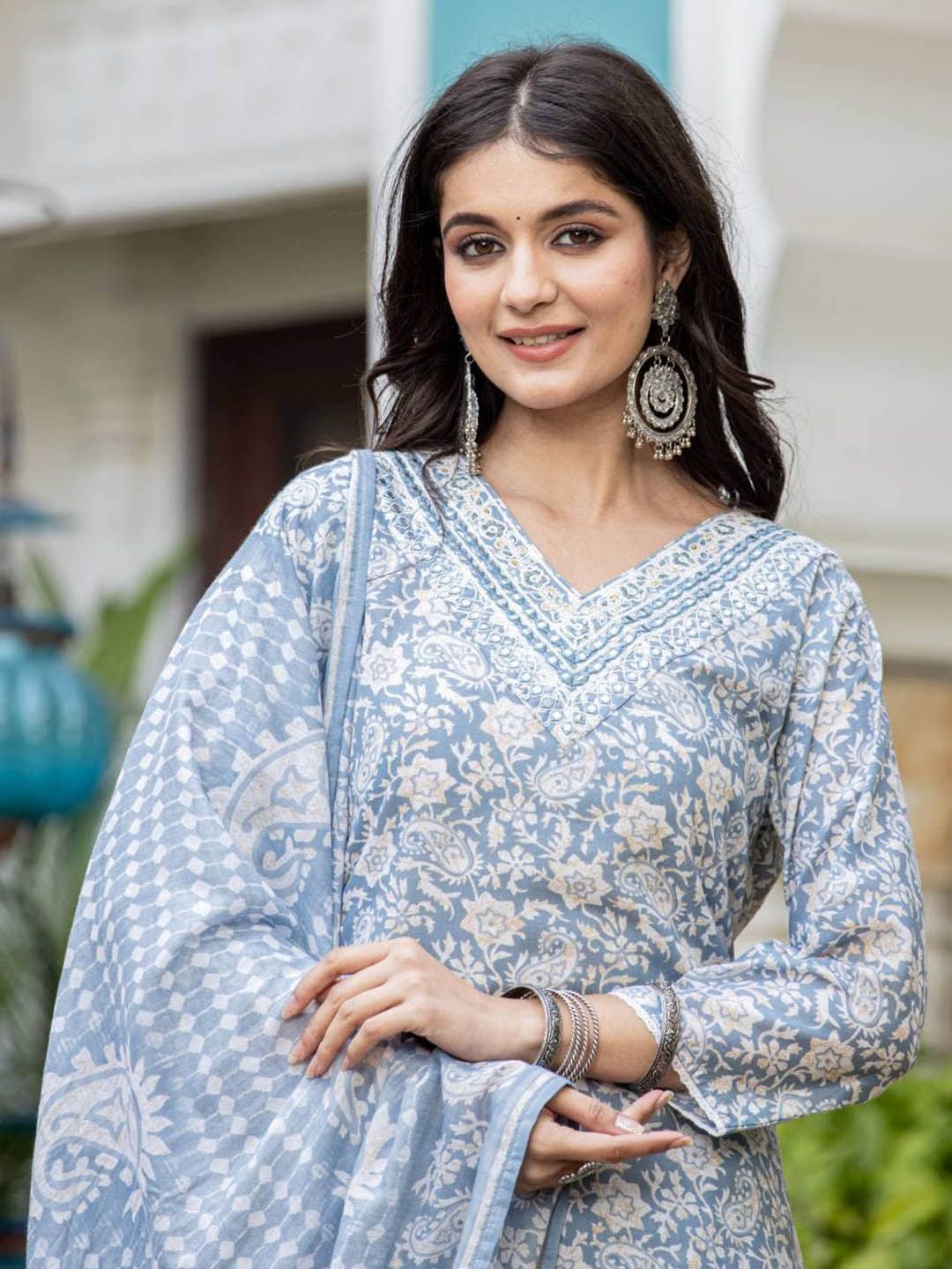 Dhiyona VA Women'sPaisley Printed Regular Kurta with Trouser & Dupatta