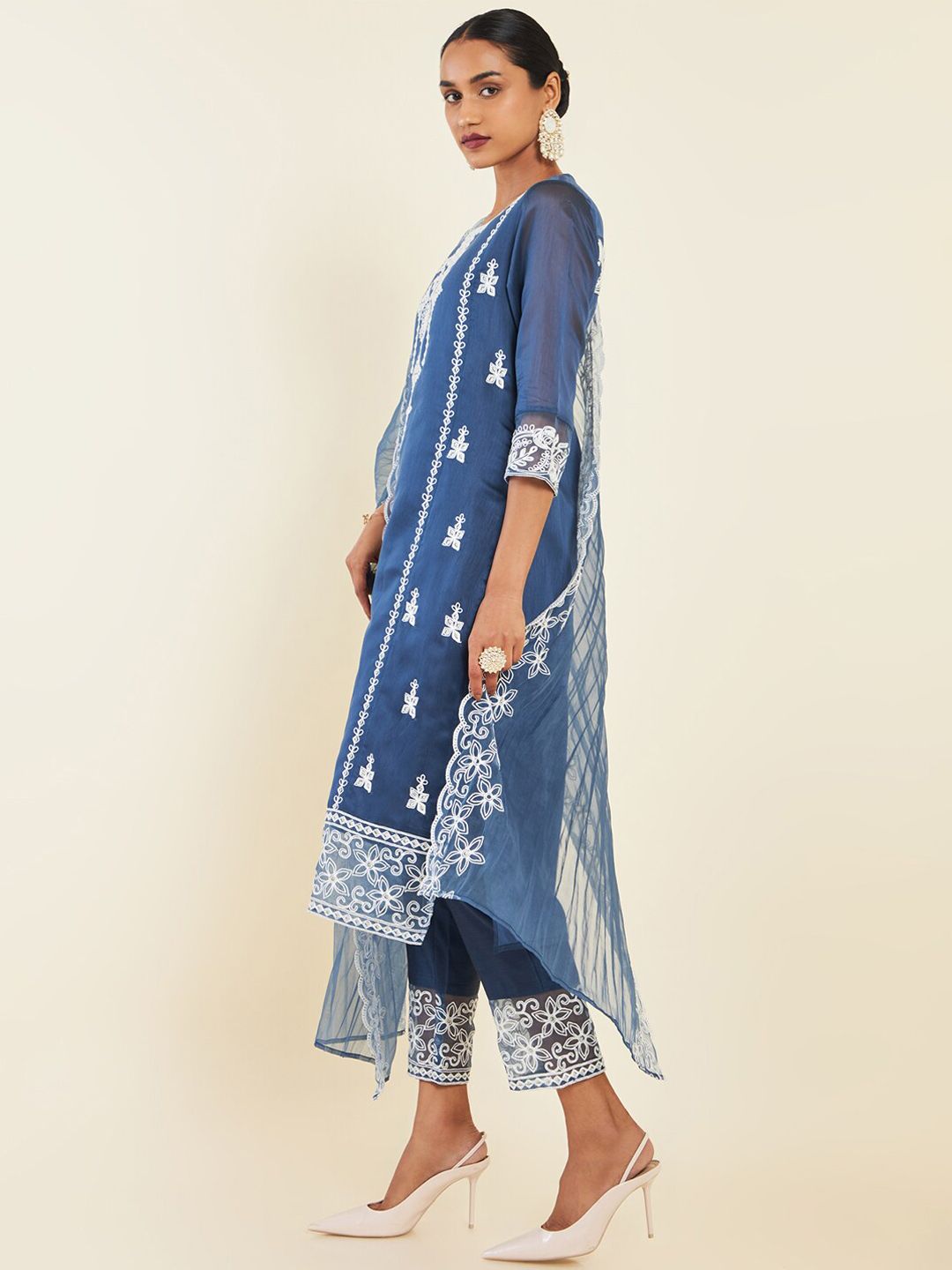 Dhiyona SO Women's Floral Embroidered Thread Work Chanderi Silk Kurta With Trousers & Dupatta