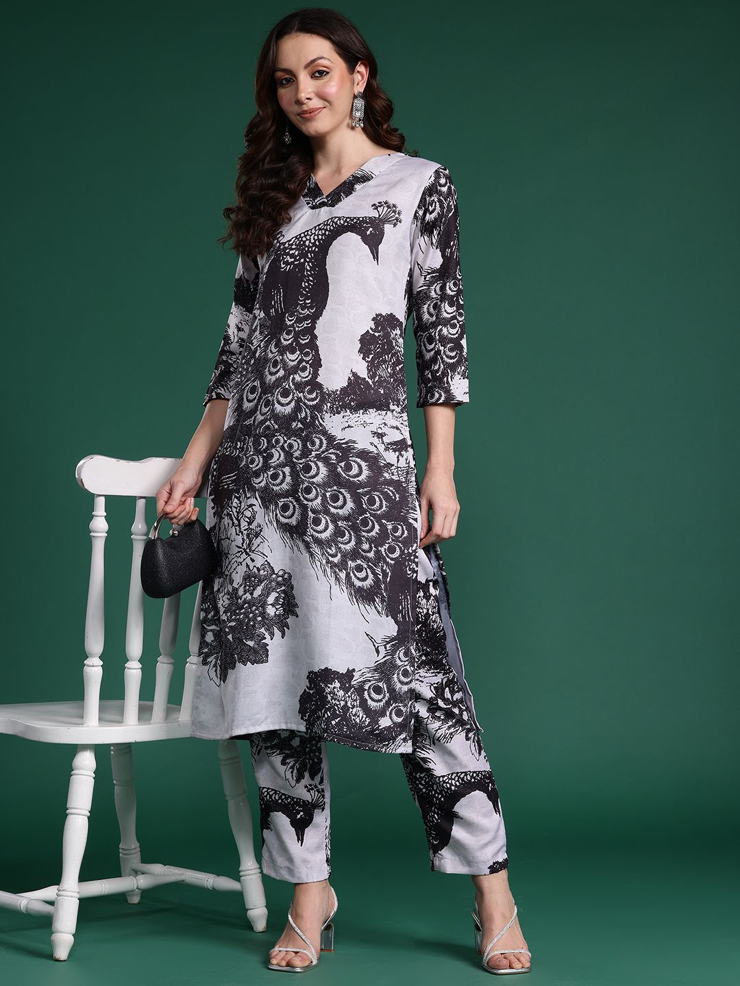 Floral Embroidered Regular Kurta with Trousers & With Dupatta