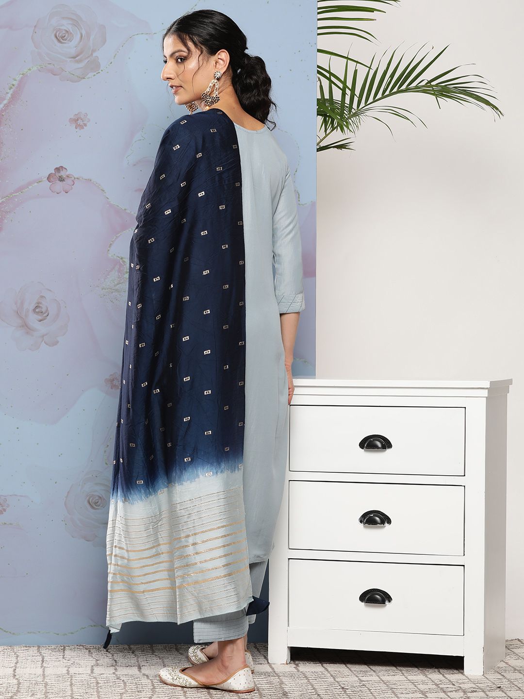 Dhiyona VA Women'sFloral Embroidered Button Detail Kurta with Trousers & Dupatta