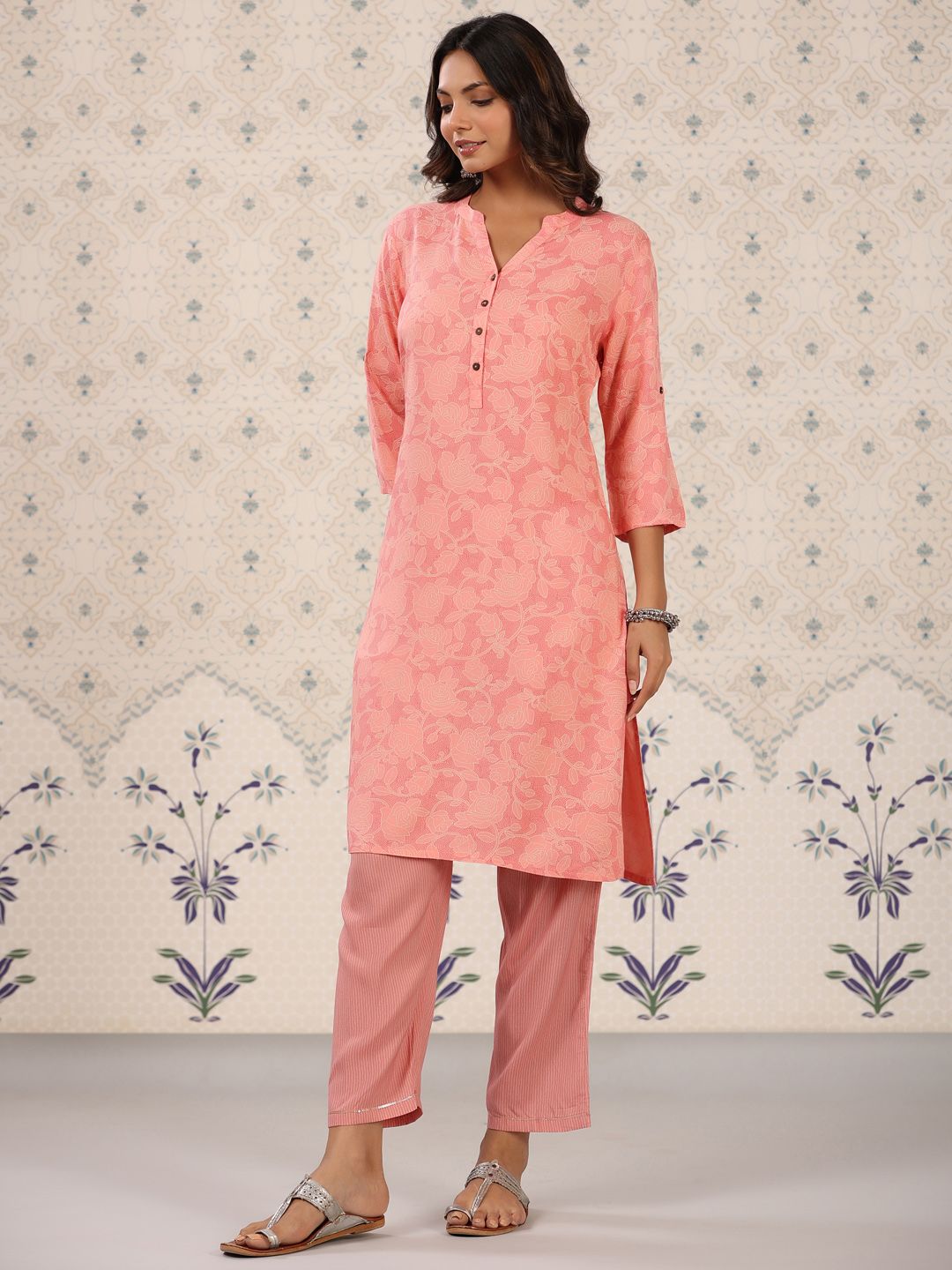 Dhiyona OD Coral & White Floral Printed Mandarin Collar Kurta With Palazzos