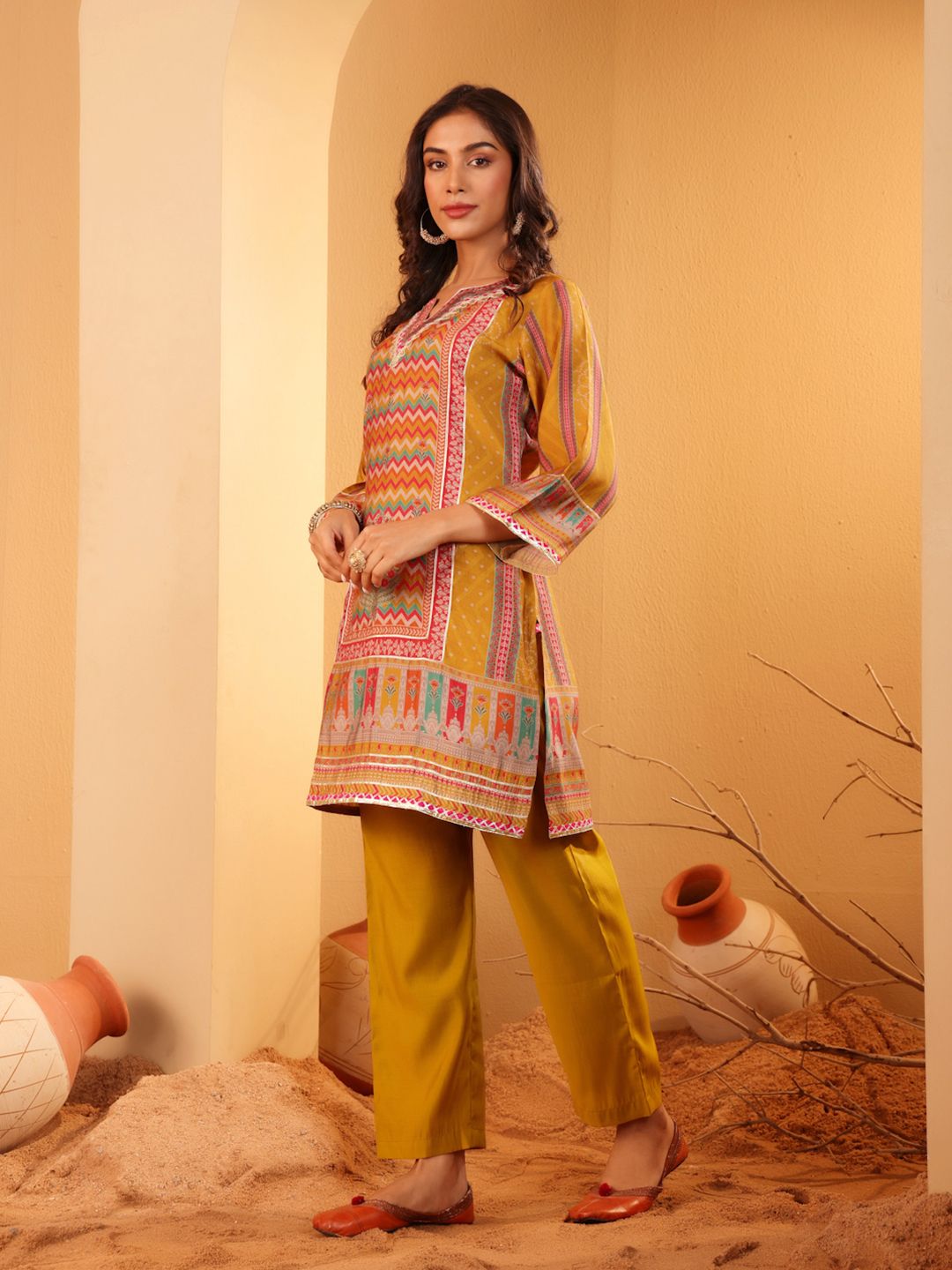 Dhiyona VA Women'sEthnic Motifs Printed Chanderi Silk Notch Neck Straight Kurta With Trousers