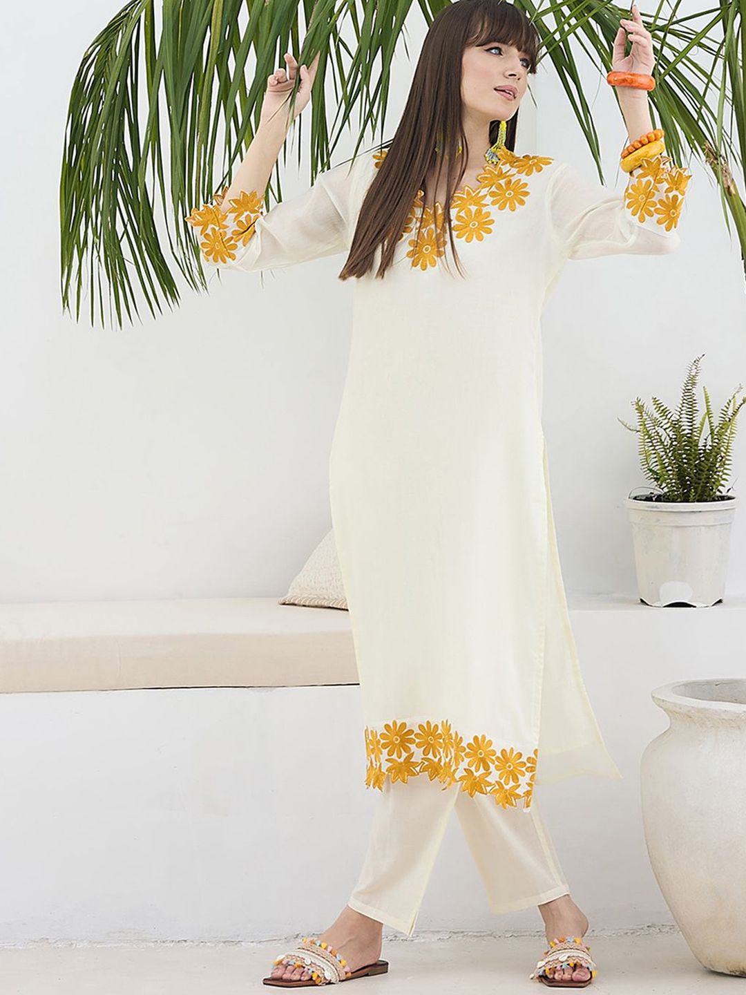 Dhiyona IE Embroidered Pure Cotton V Neck Top With Trouser