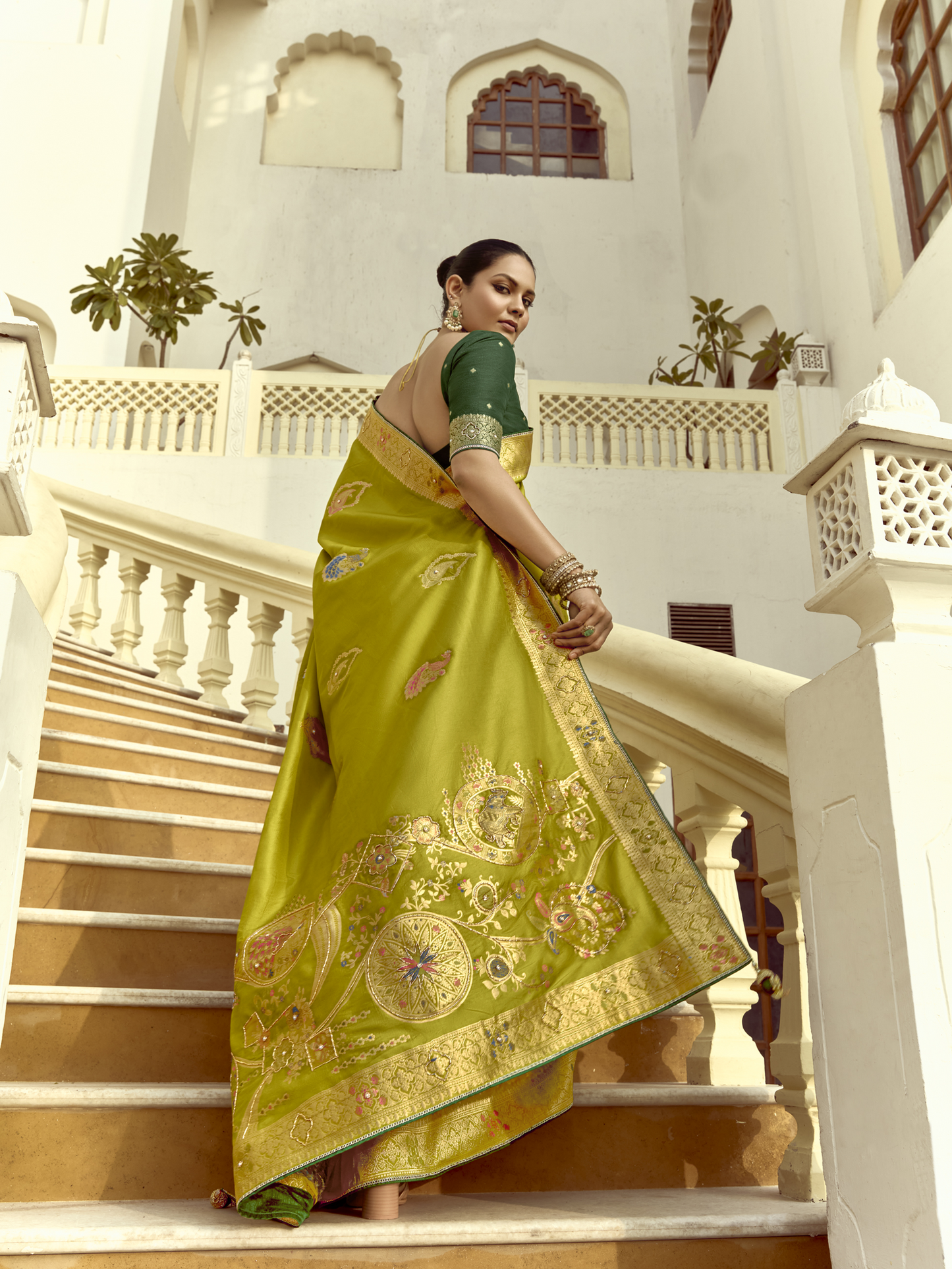 Dhiyona KM Women Sea Green Saree With Banarasi Work And Dark Green Blouse