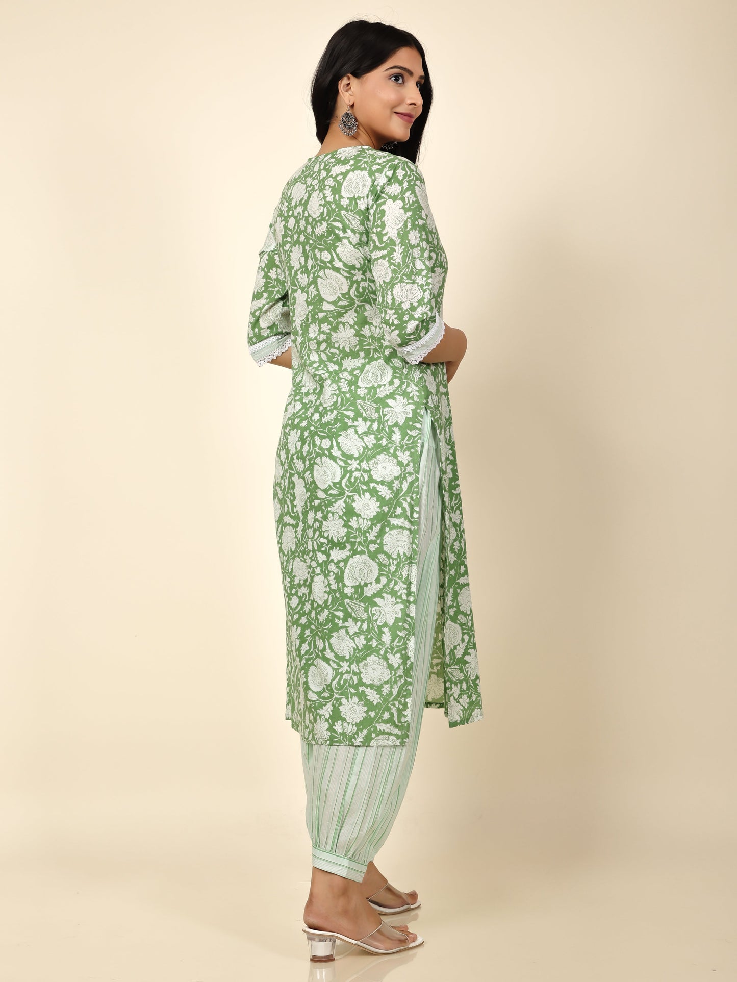 Women's Cotton Green Straight Kurta Set