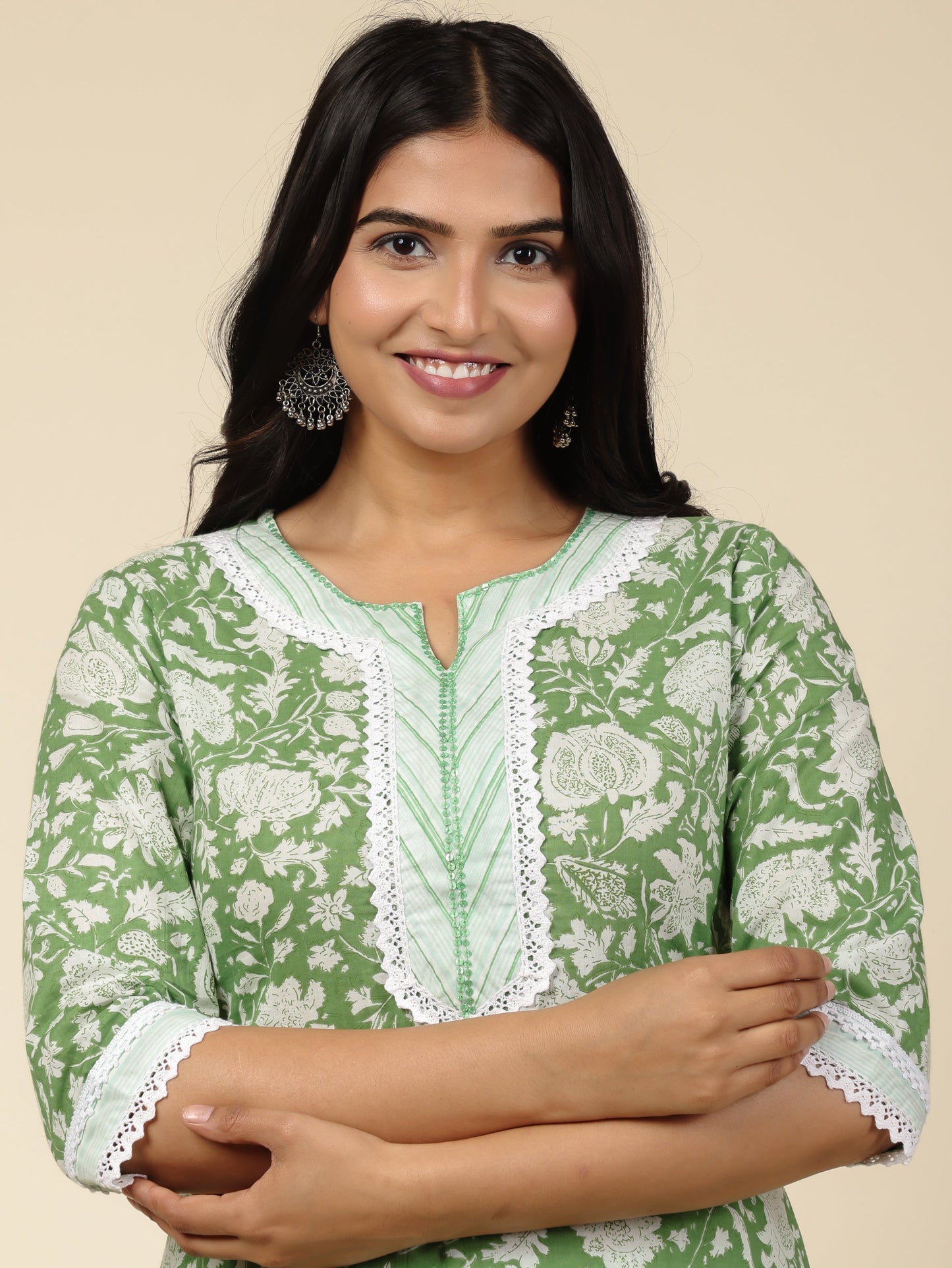 Women's Cotton Green Straight Kurta