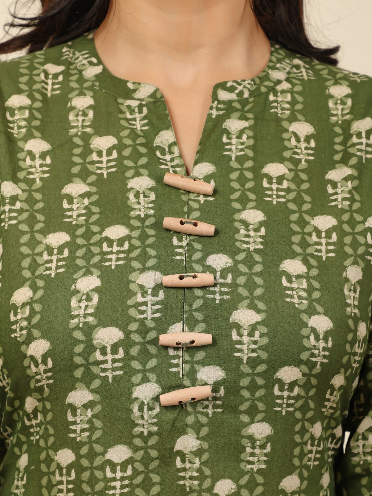 Women's Cotton Green Straight Kurta
