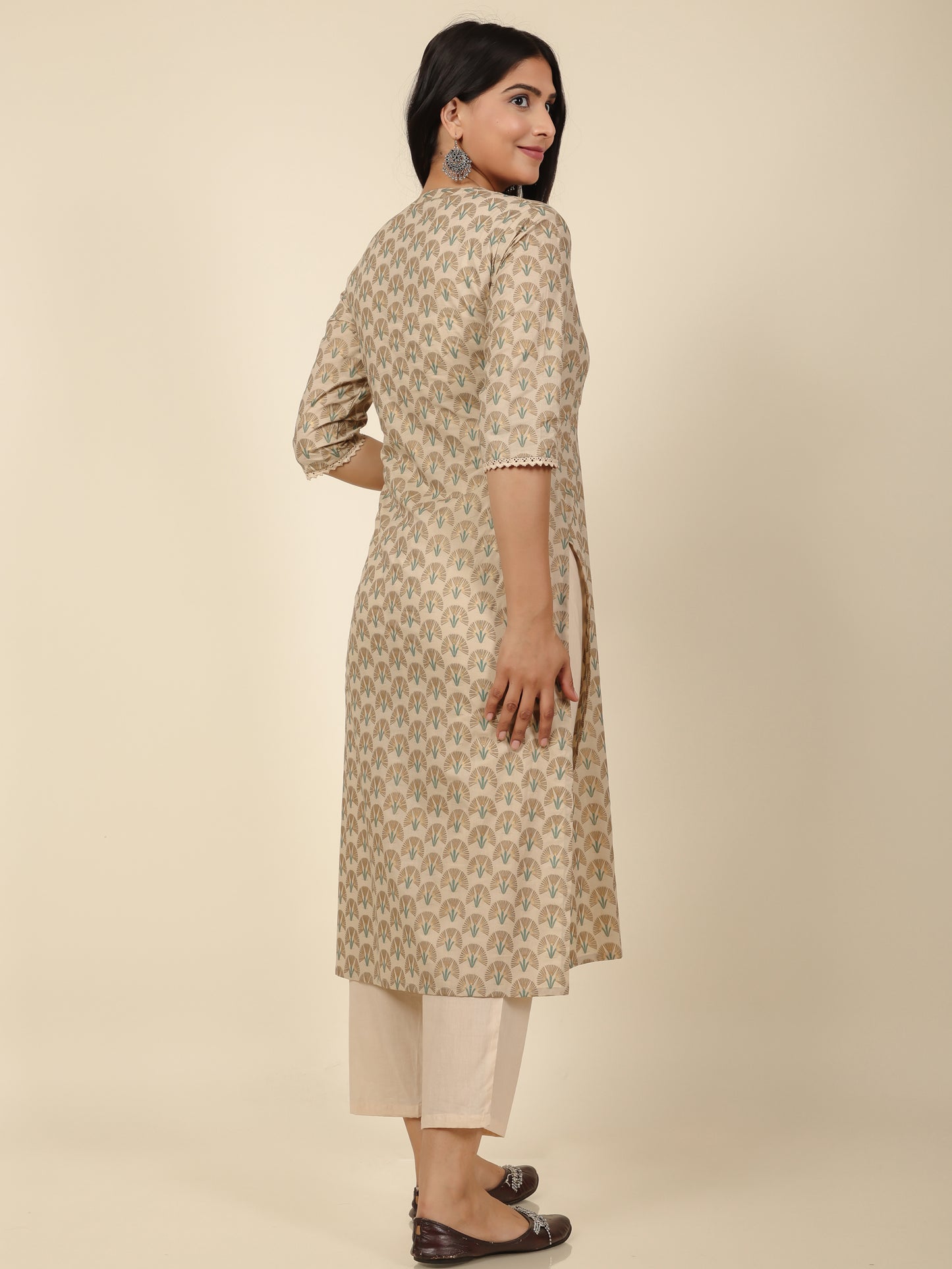 Women's Cotton Off White Straight Kurta